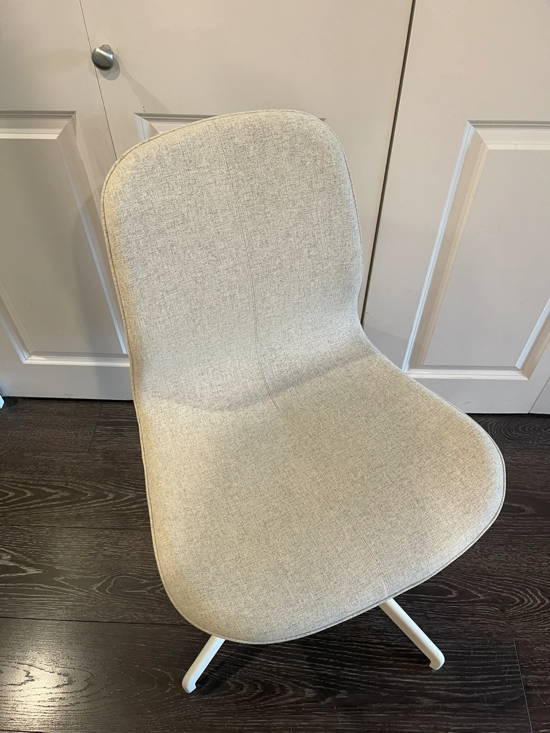 Beige Swivel Desk Chair - photo 3
