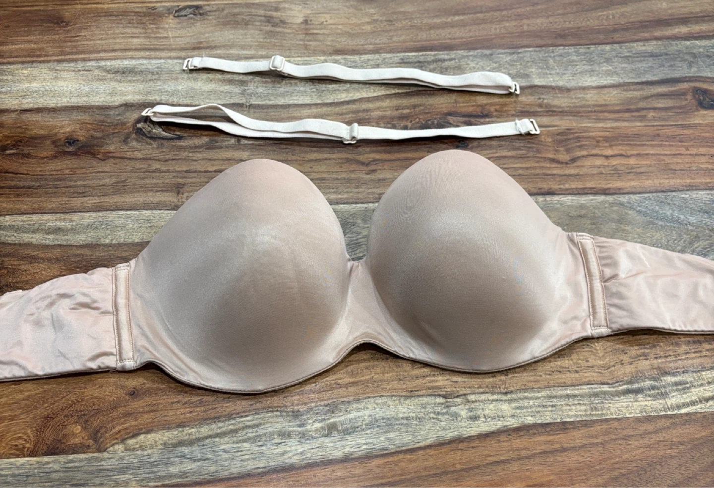 Body By Victoria Strapless Bra 32DD/F70