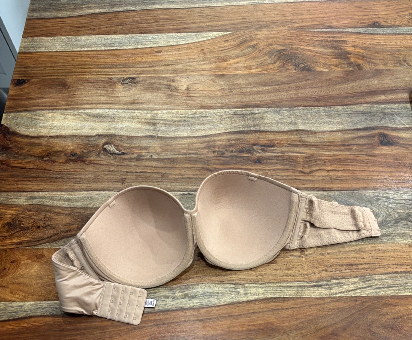 Body By Victoria Strapless Bra 32DD/F70 - photo 2