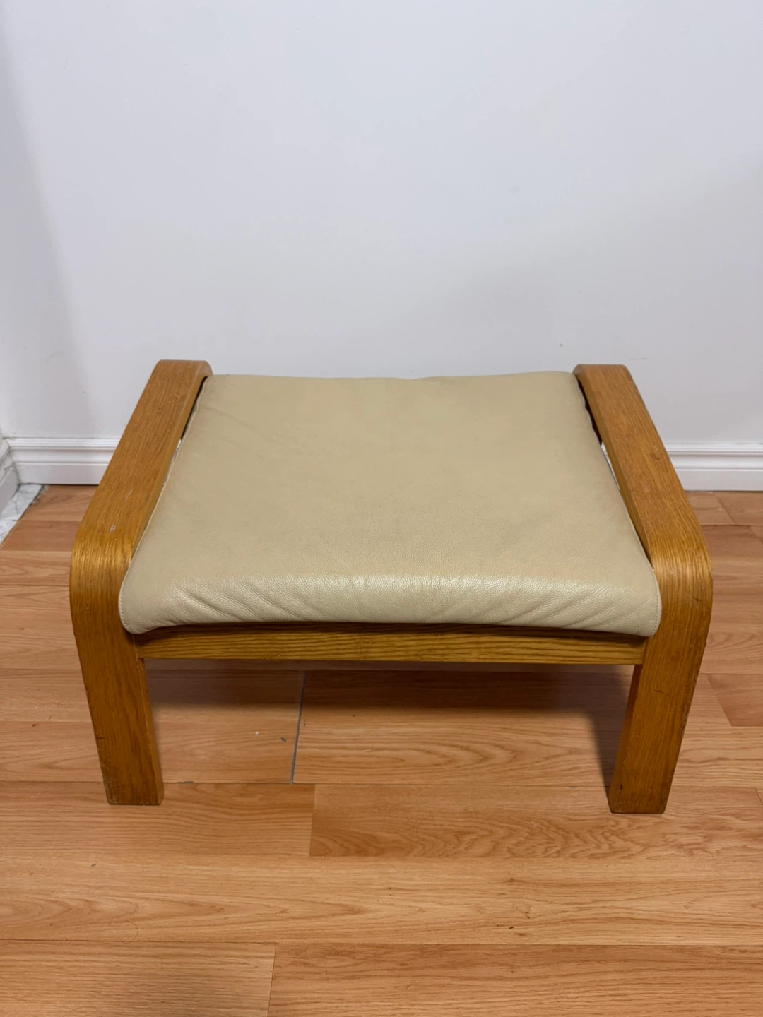 IKEA Poang Chair with Ottoman - photo 5
