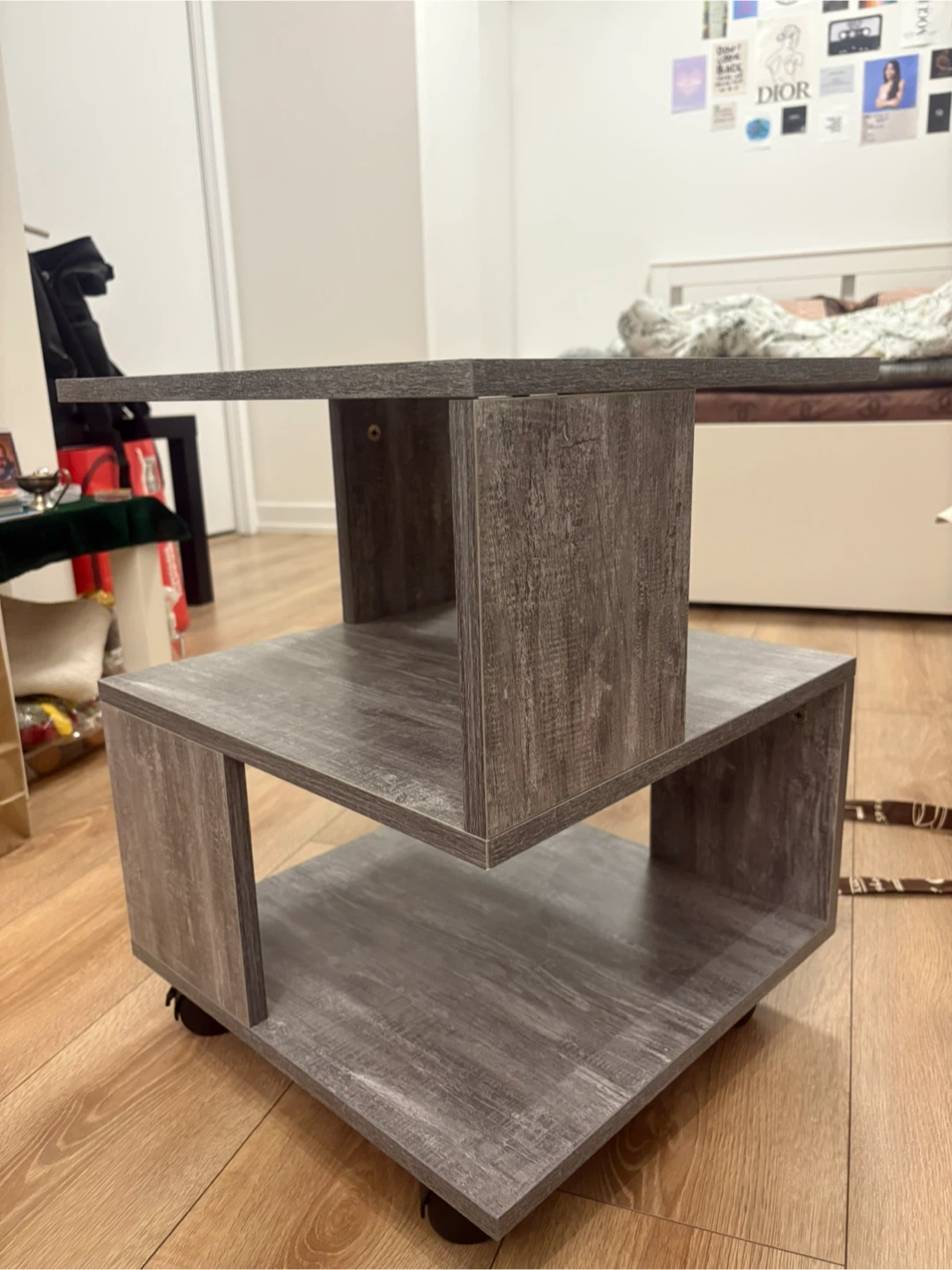 Side Table - photo 2