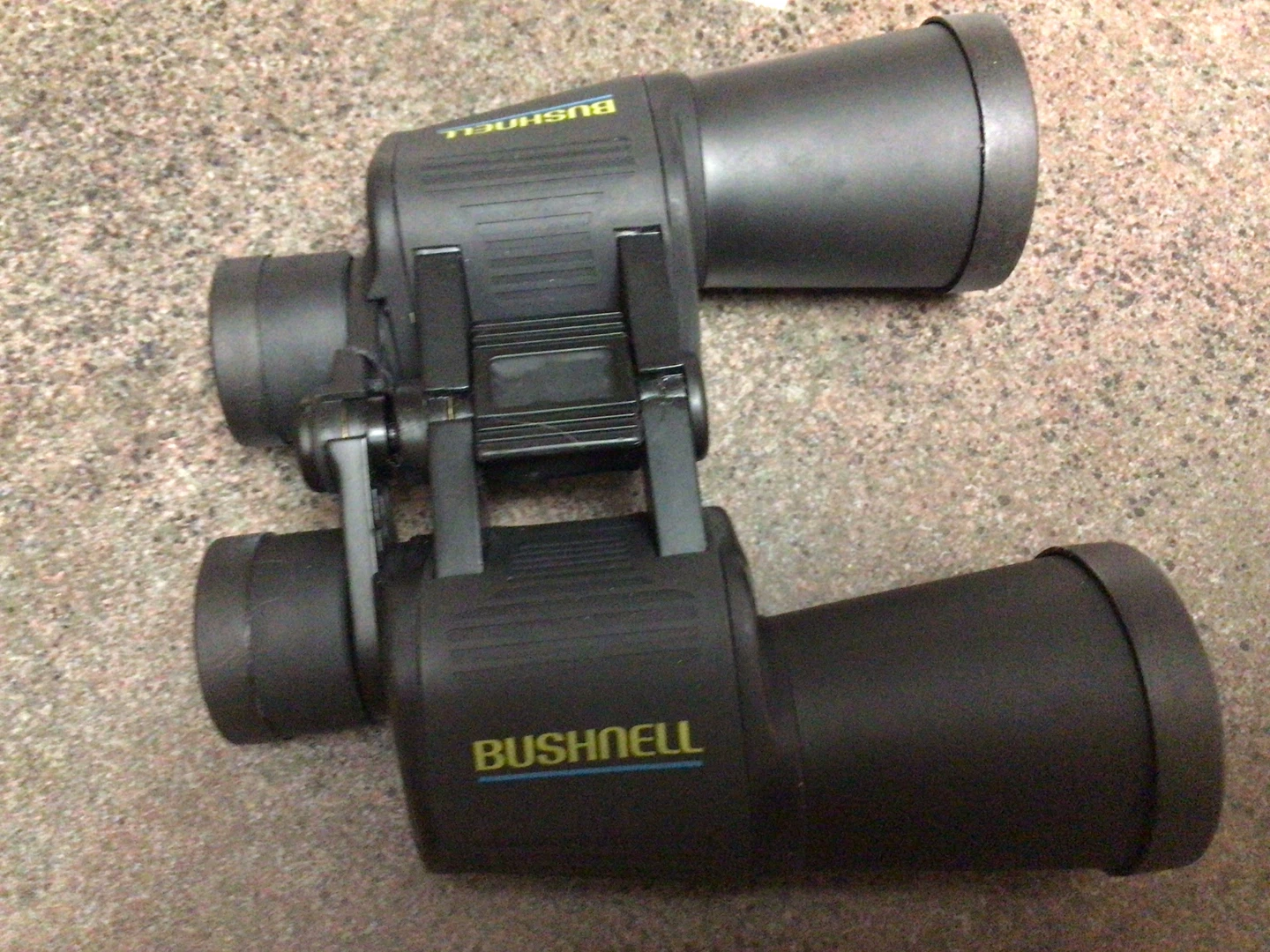 Bushnell Binoculars with Case - photo 5