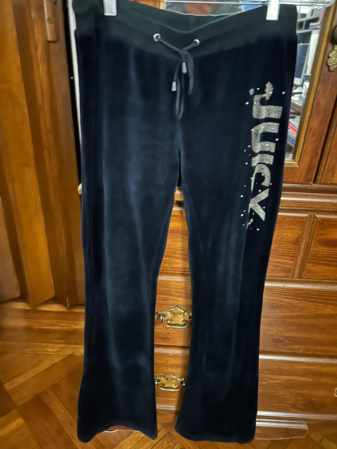 Juicy Couture Black Velour Tracksuit Set - photo 2