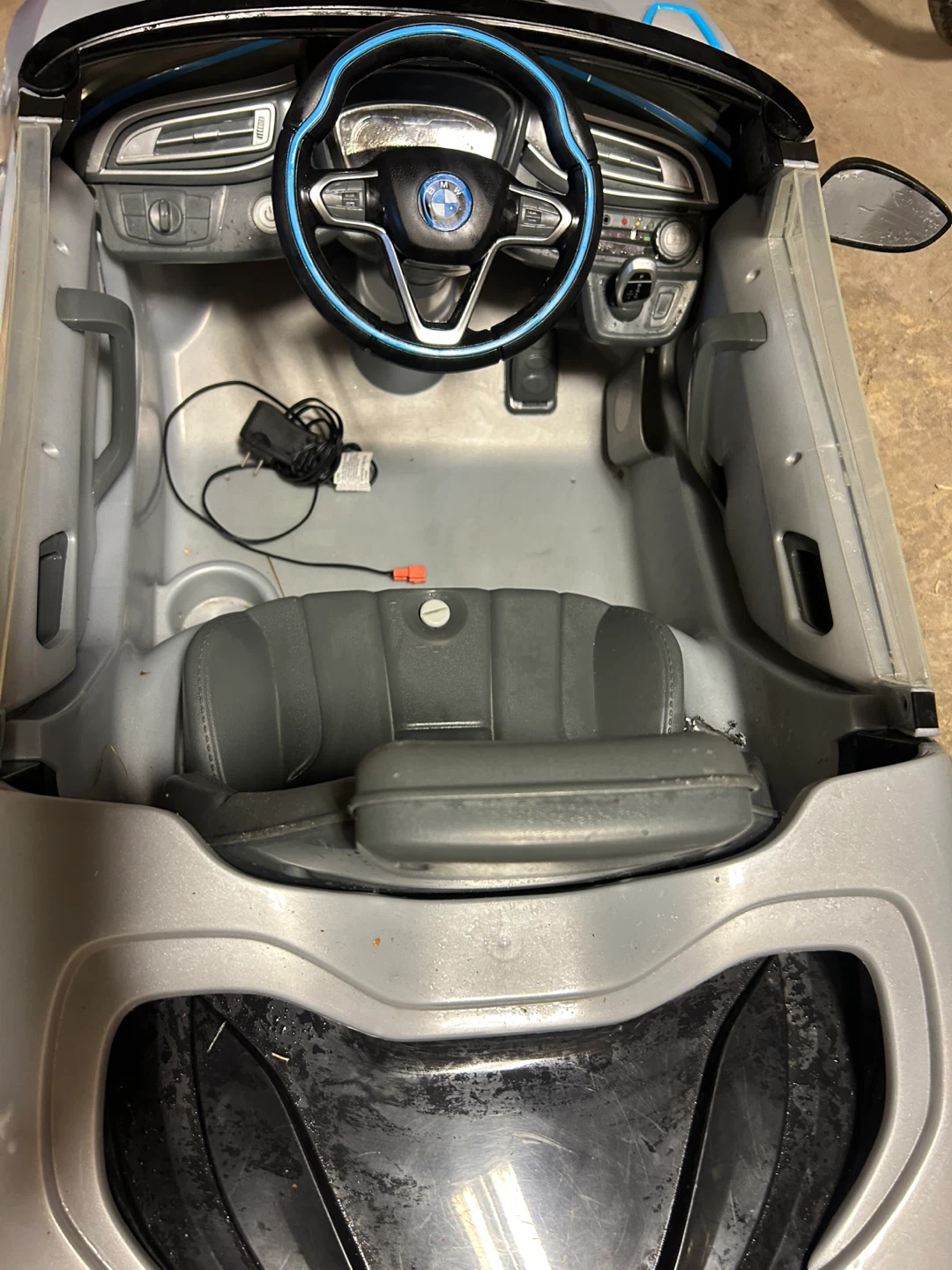 BMW i8 Ride-On Car for Kids - photo 2