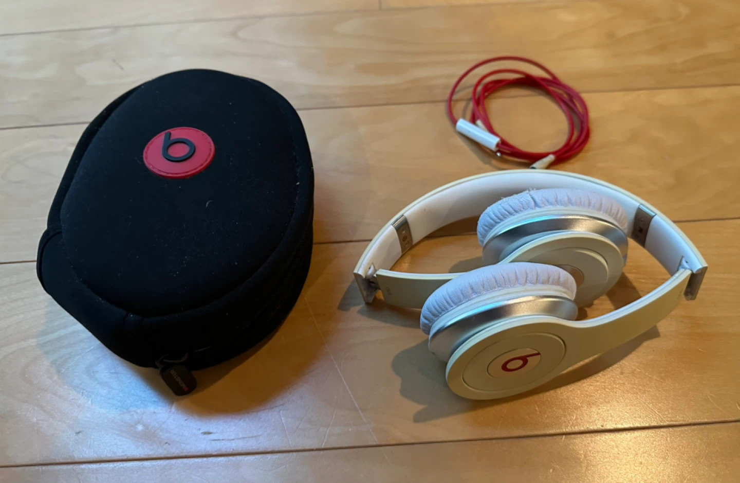 Beats by Dr. Dre Solo Headphones - White