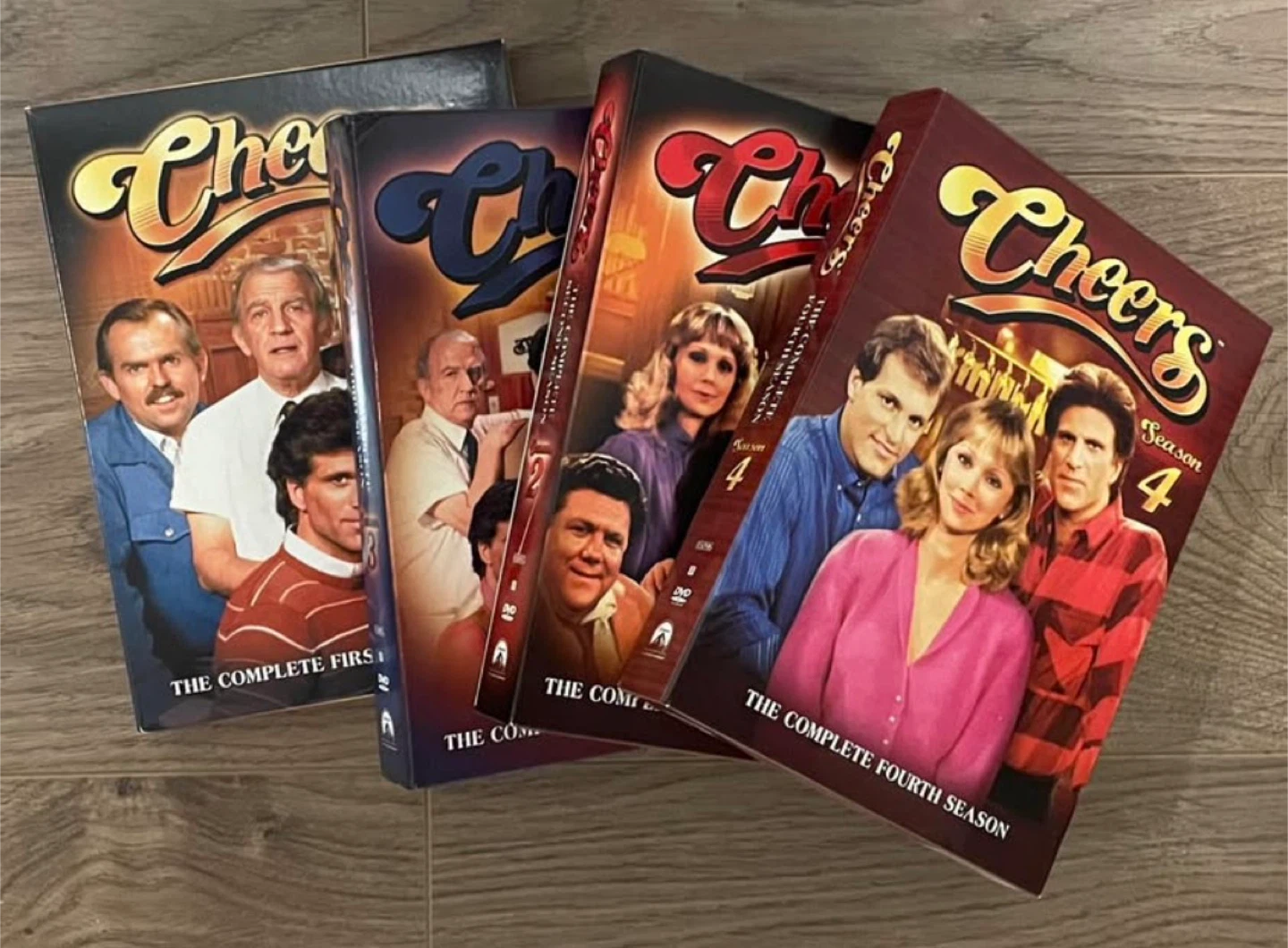 🧡 Cheers DVD Set - Seasons 1, 2, 3 & 4