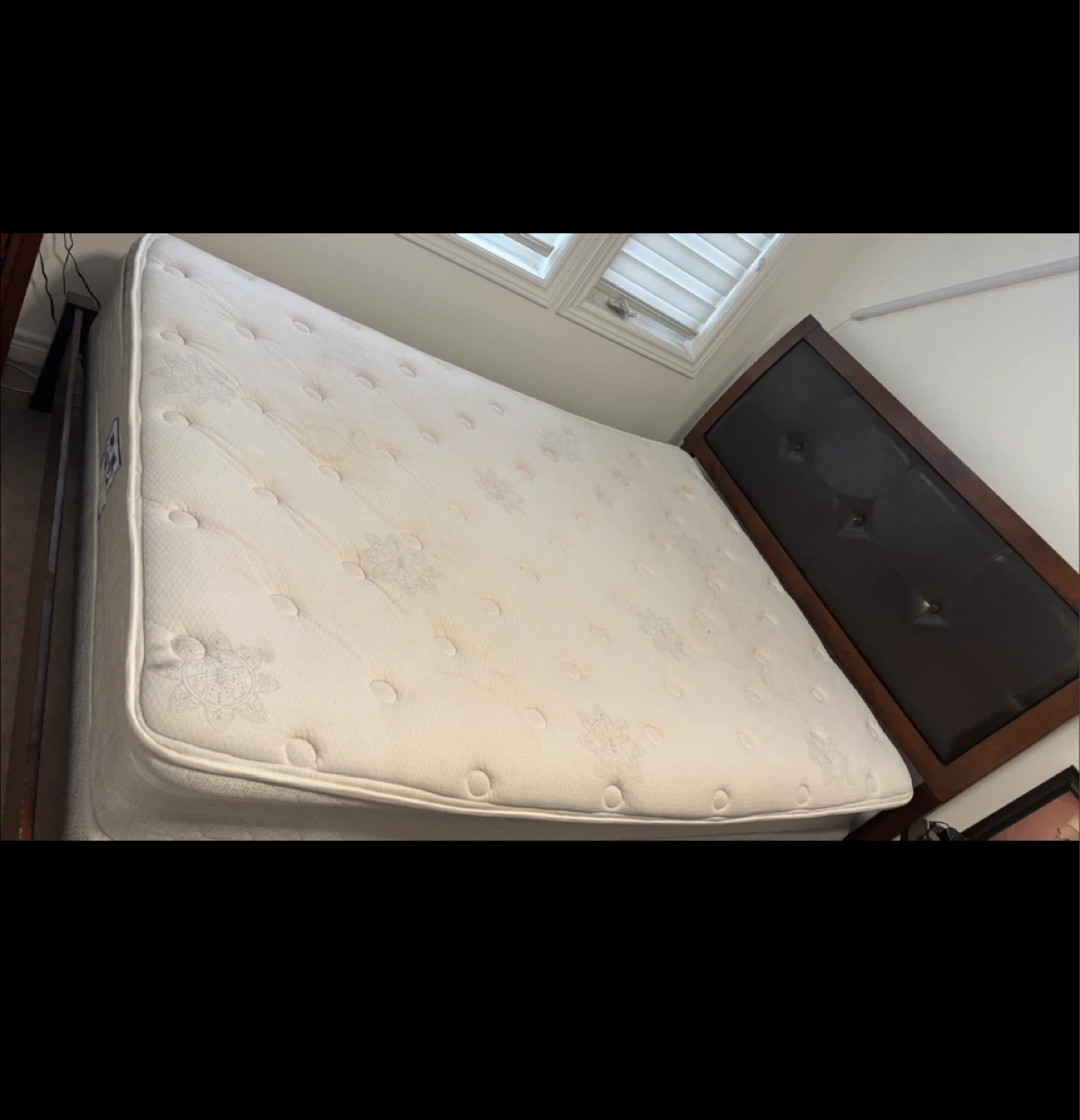 Queen size - Sealy Columbia Pillowtop Mattress - photo 2