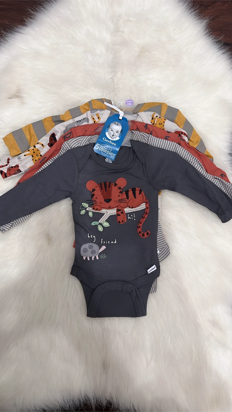 New Gerber 5-Pack Onesies