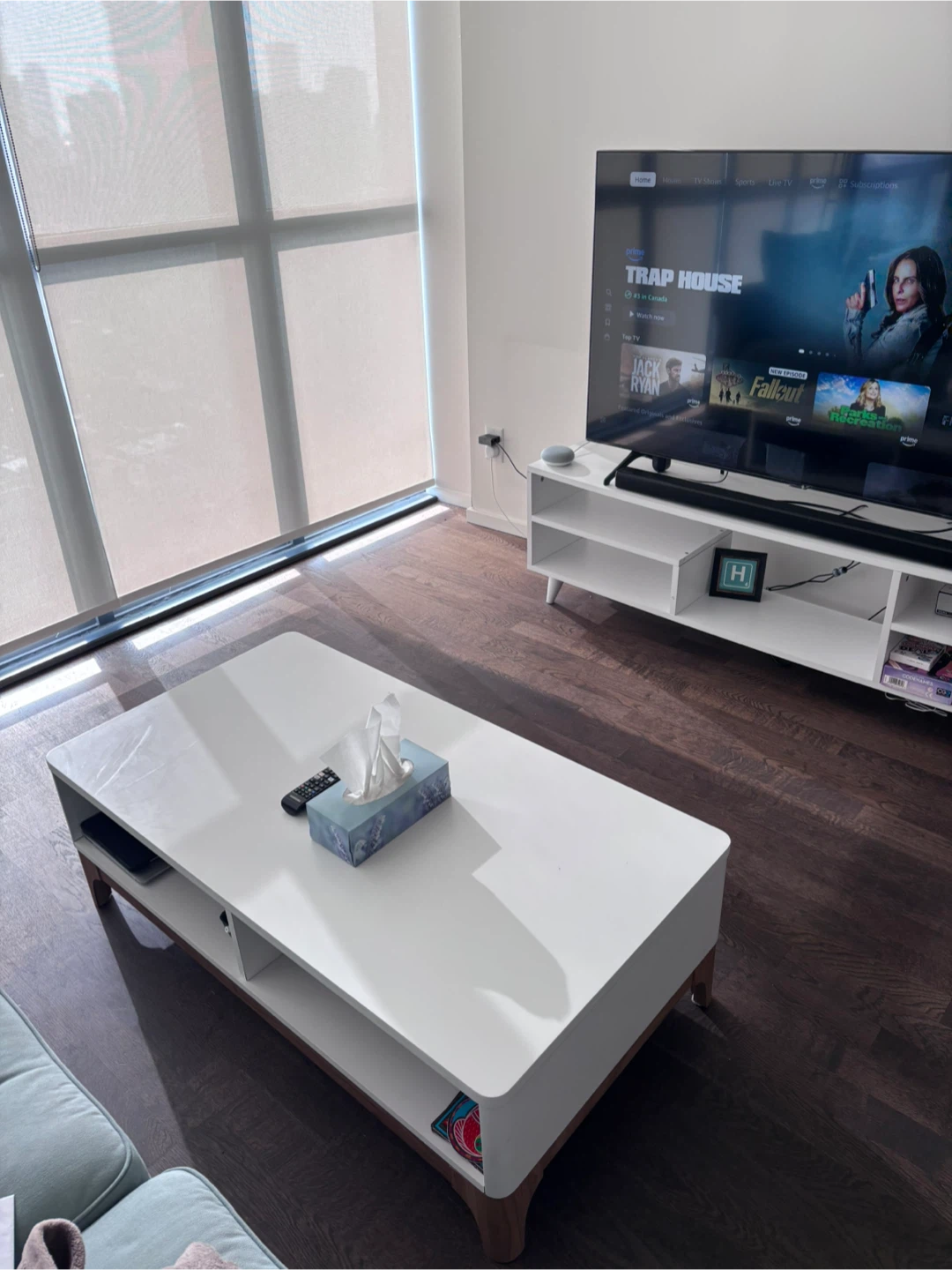 Structube coffee table w/ wood accent base
