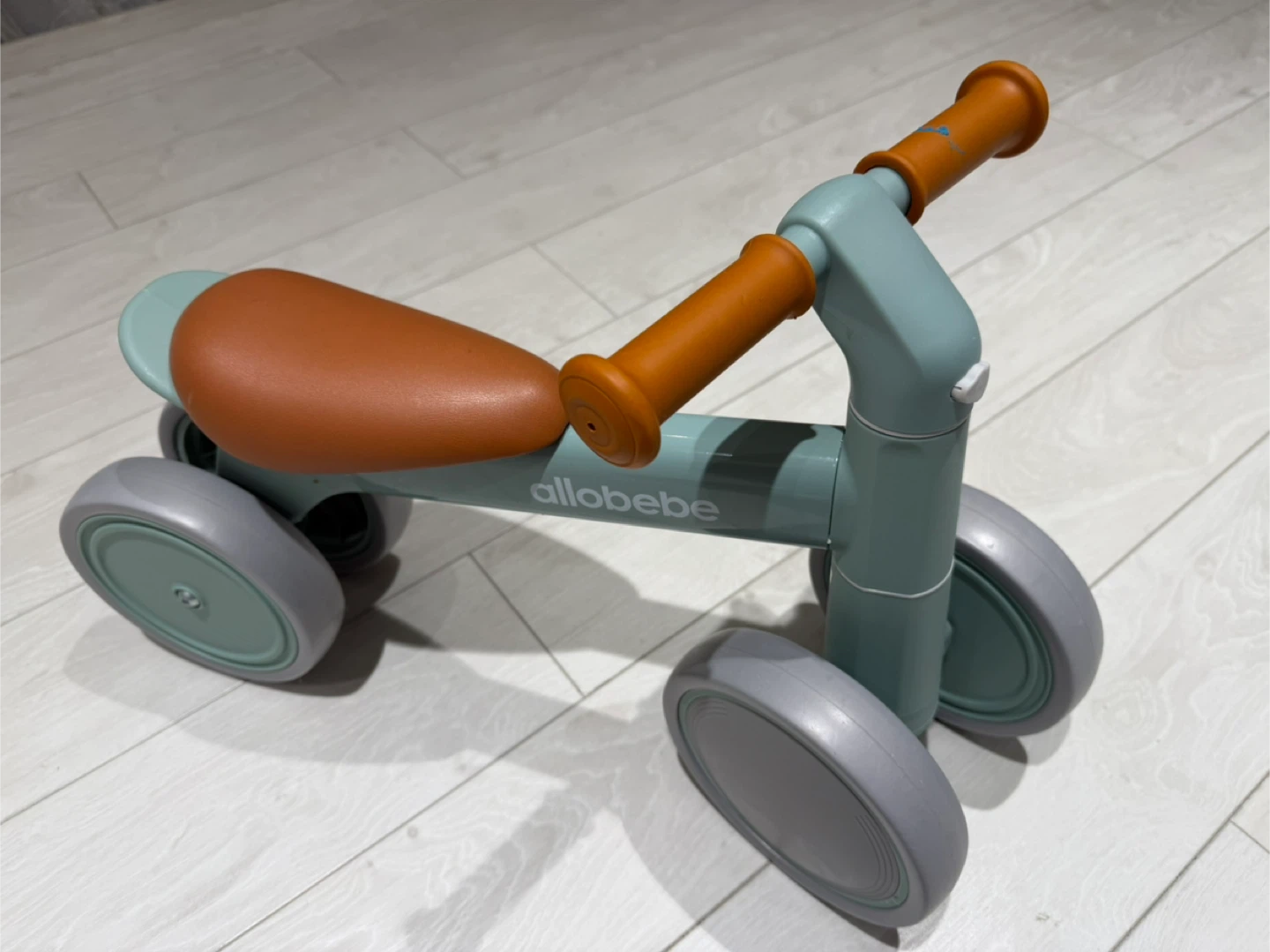 Perfect condition Allobebe Balance Bike - Mint Green - photo 2