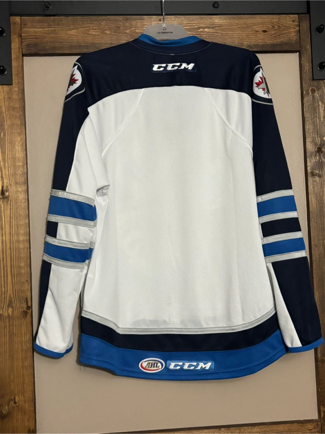 CCM Manitoba Moose Hockey Jersey - Like New Condition - photo 3
