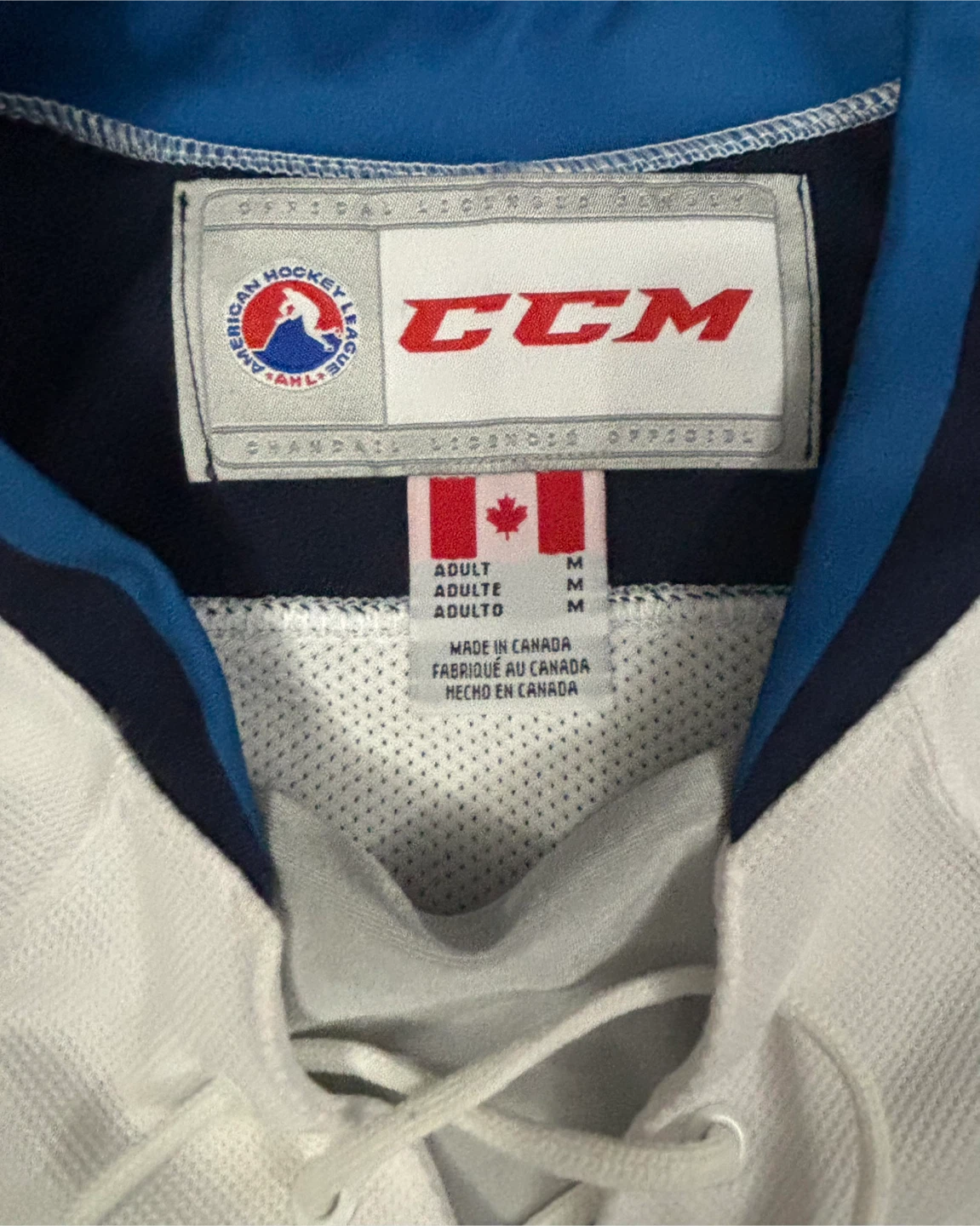 CCM Manitoba Moose Hockey Jersey - Like New Condition - photo 4