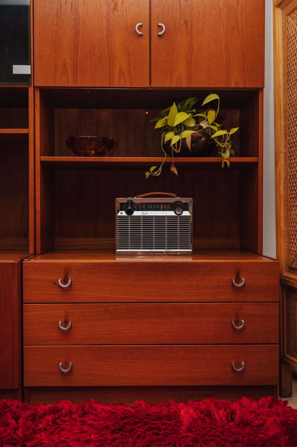 MCM Danish Teak Wall Units by DENKA 🤎 - photo 5
