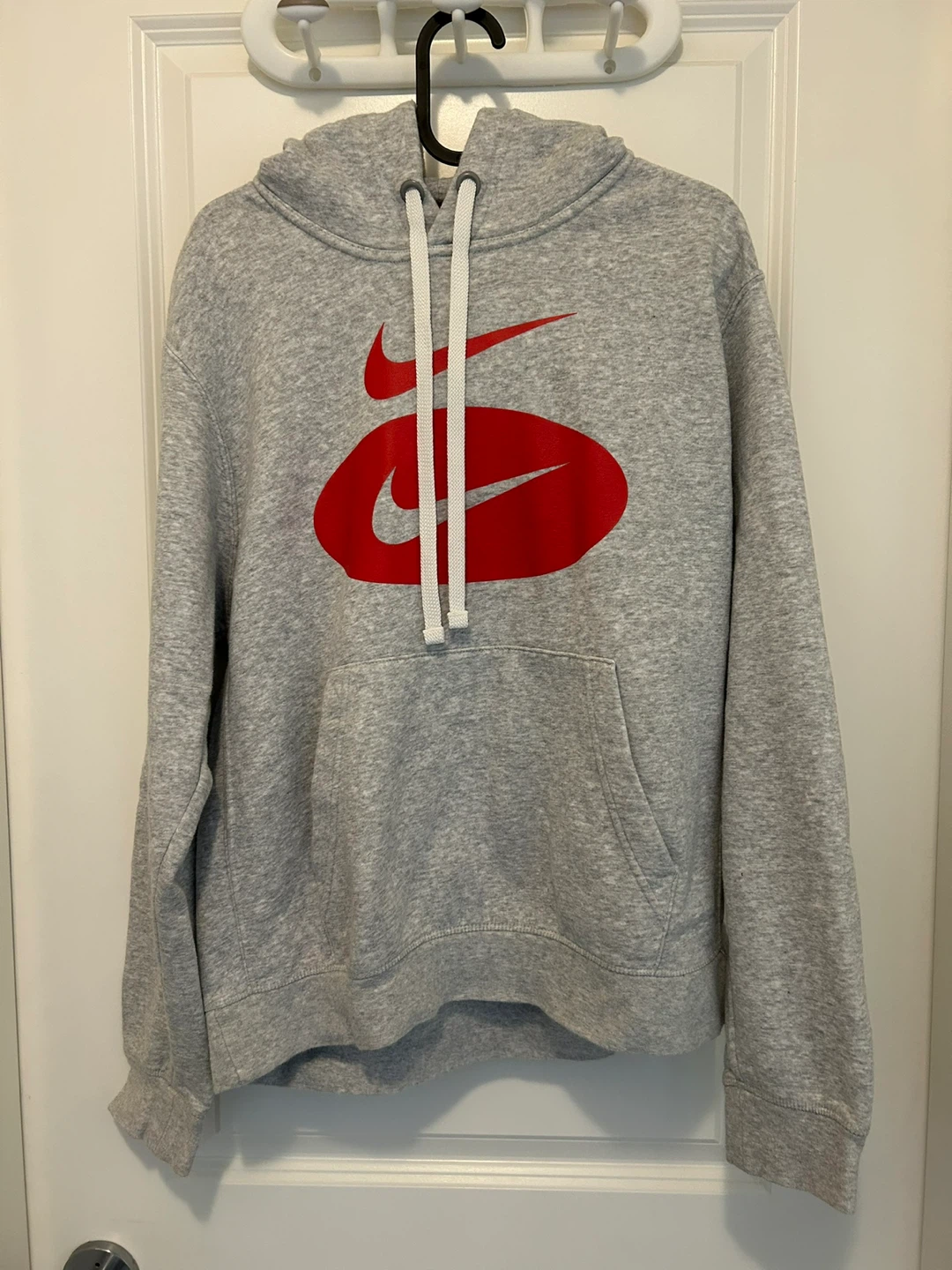 Nike Grey Hoodie - Size Medium