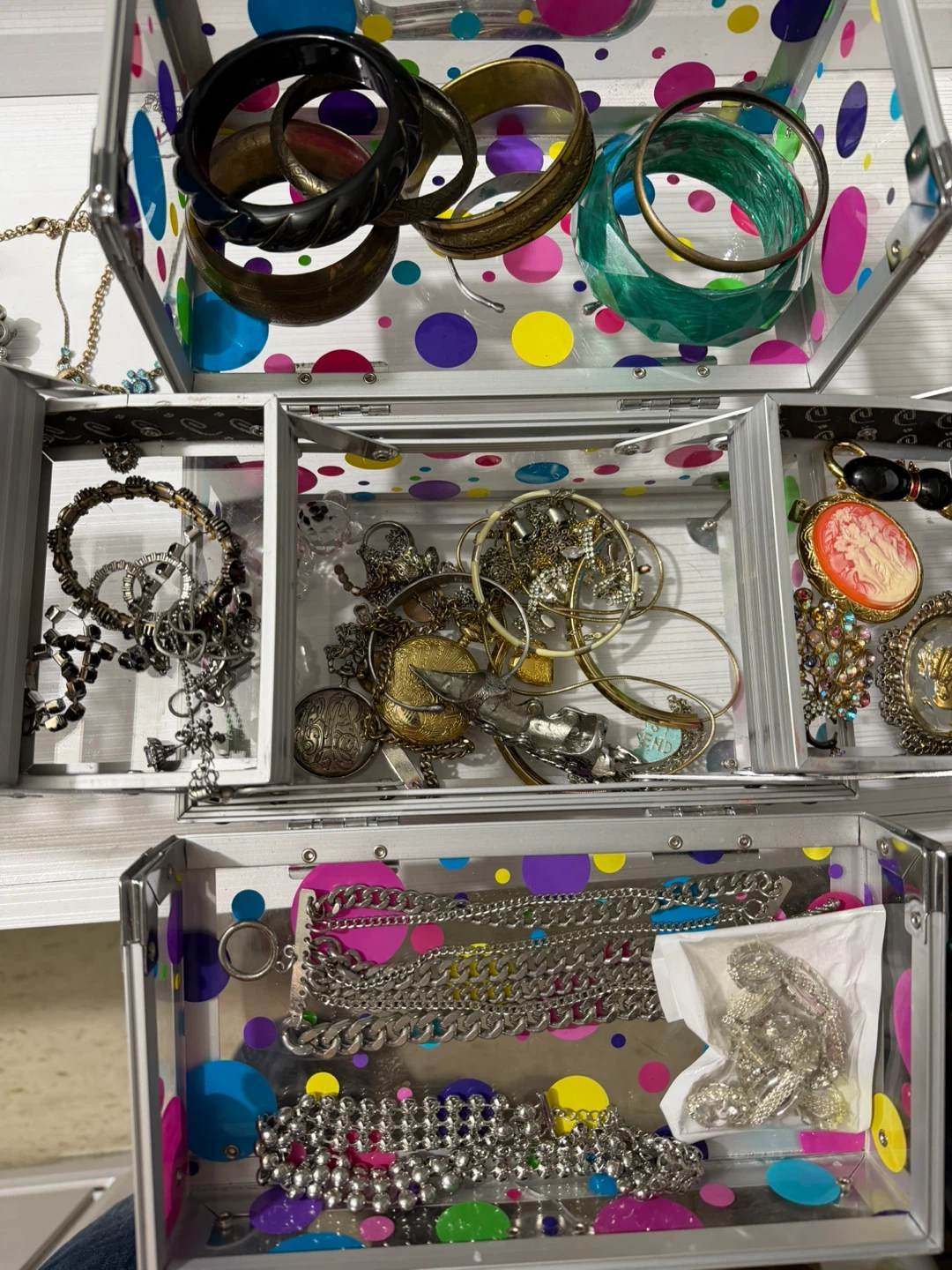 Jewelry Lot: Necklaces, Bracelets, Rings, & More