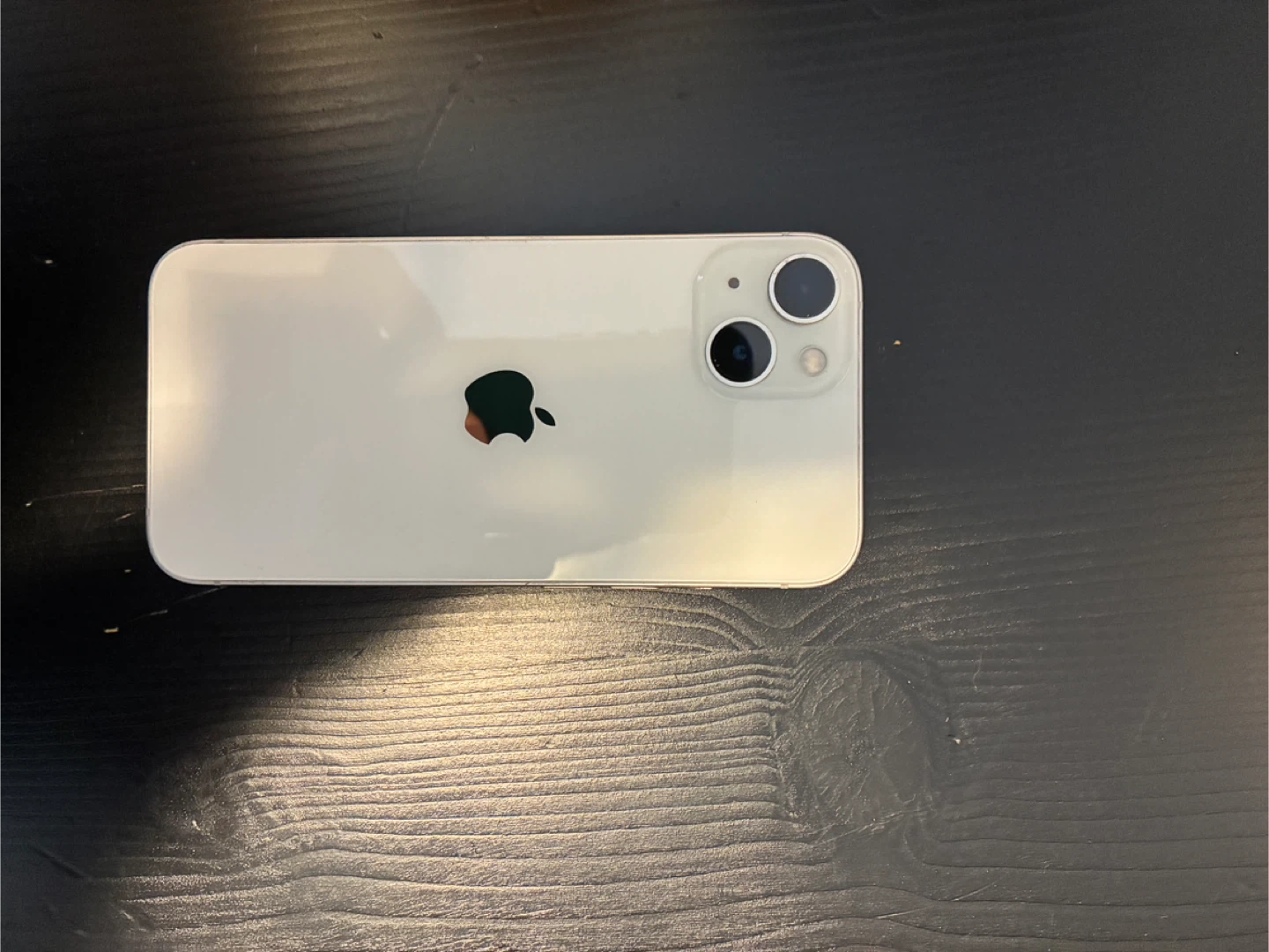 iPhone 13 - White & charging cords - photo 2