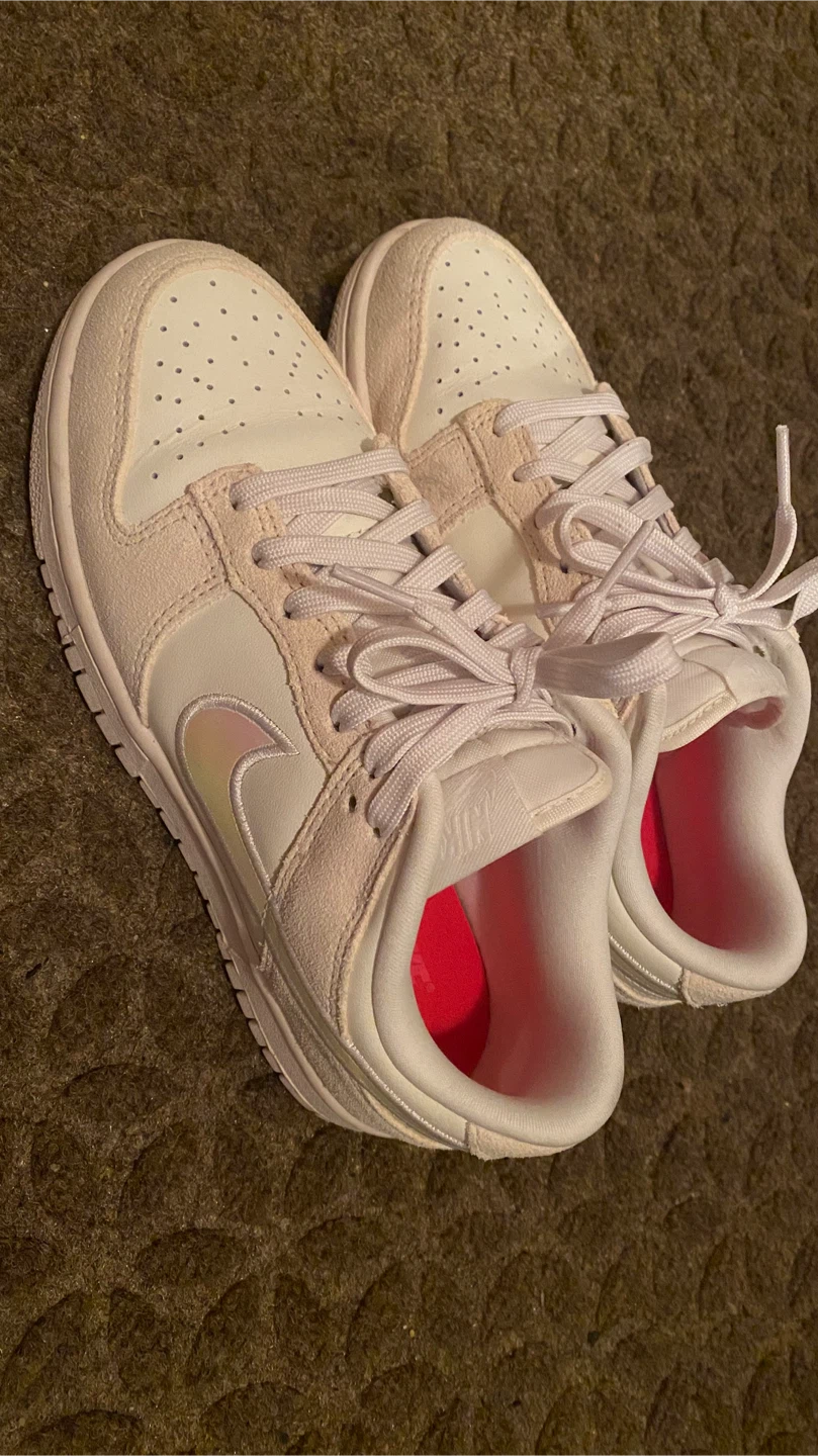 Nike Dunk Low Iridescent Pearl White