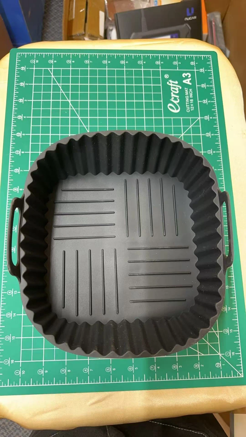 Silicone Air Fryer Liners - Set of 2 - photo 3