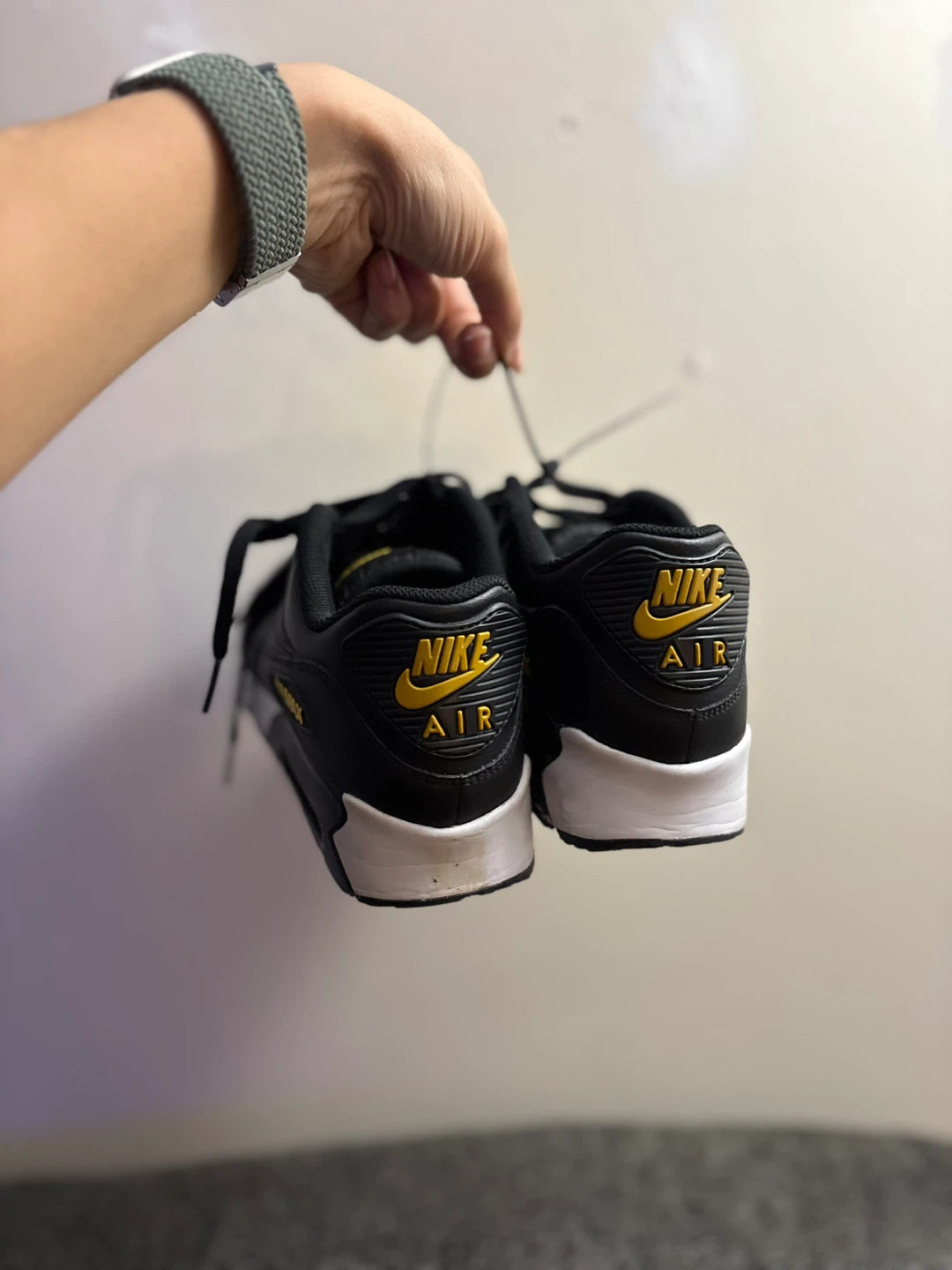 Nike Air Max 90 Black & Gold - photo 2