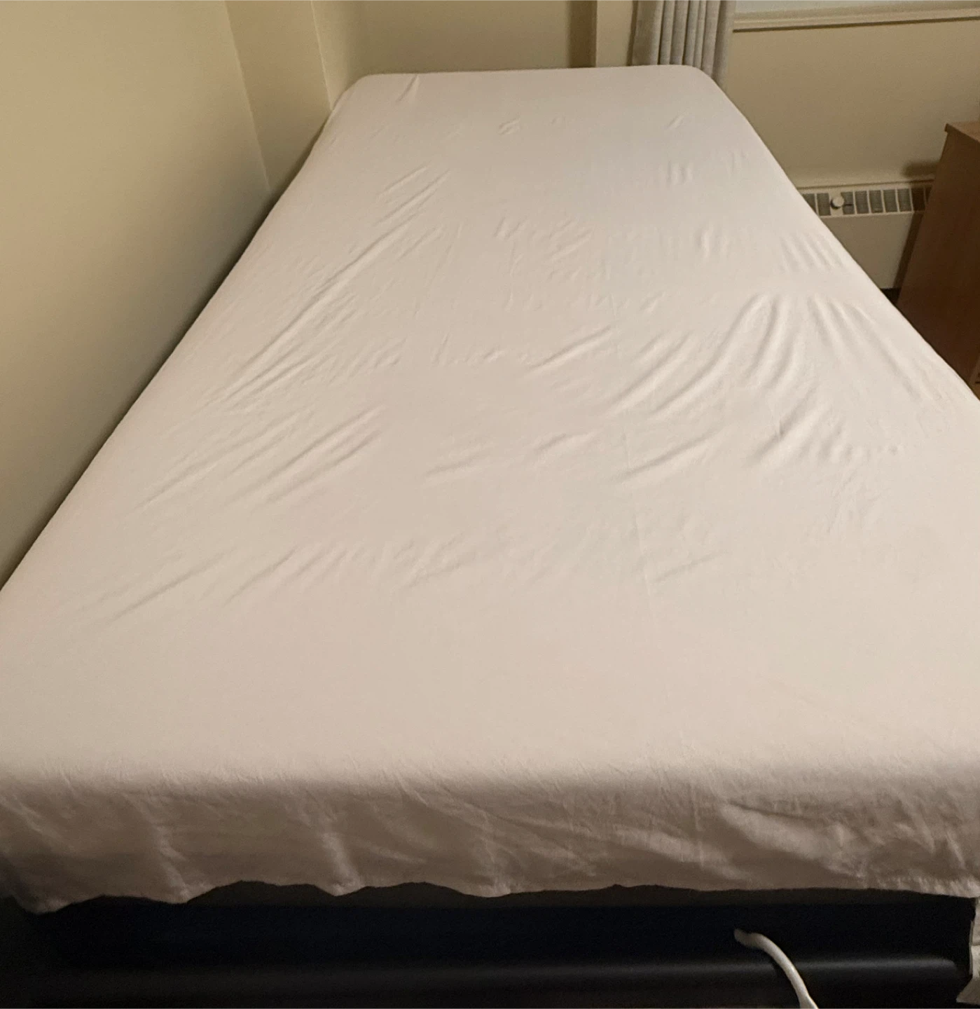 Twolike Twin Foam Mattress + 3 Pillows