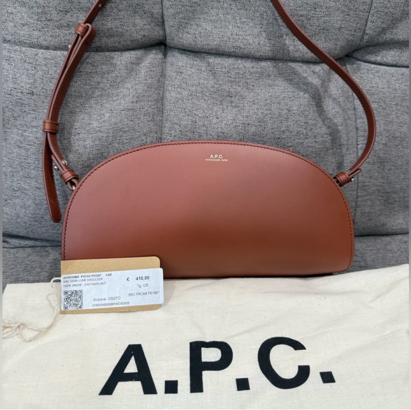A.P.C. Demi-Lune Baguette Bag Brown  🧡 - photo 4