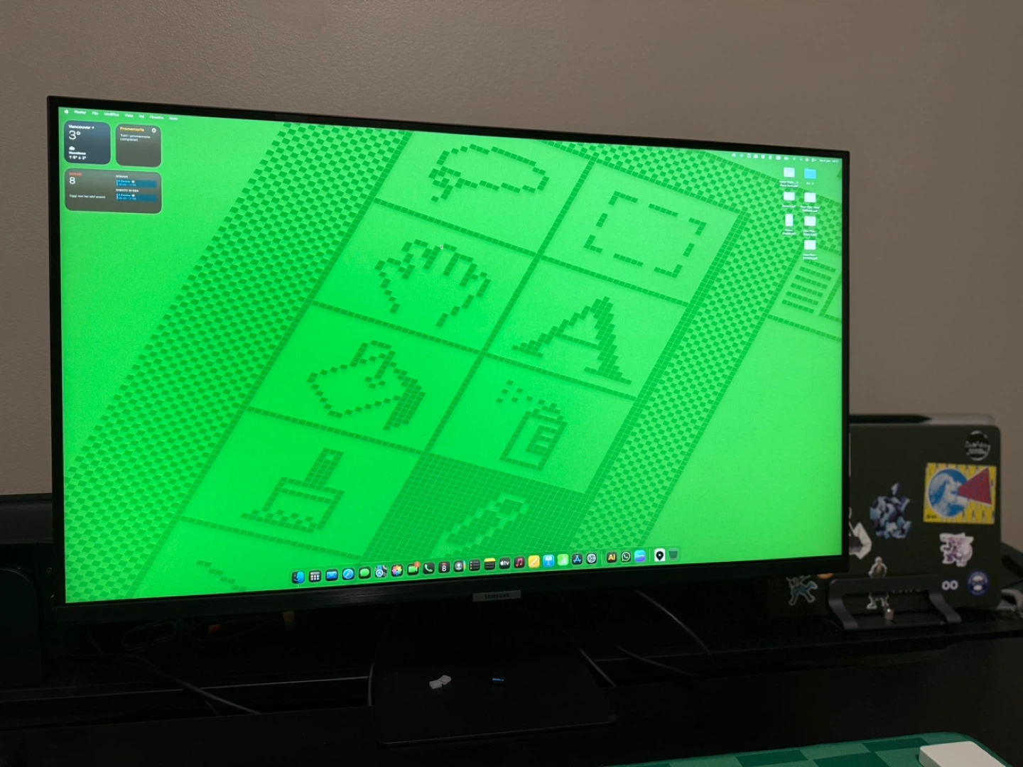 Samsung Smart Monitor M7 32” 4K UHD - Like New - Box & Invoice - photo 3