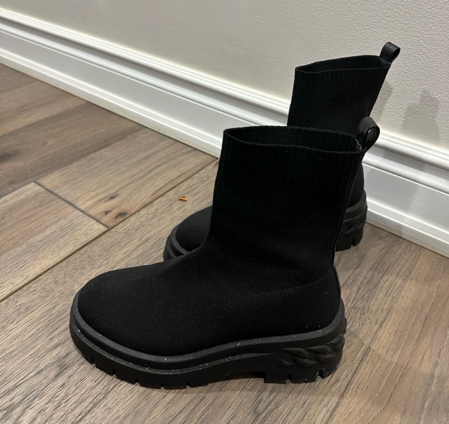 Aldo Black Sock Boots - Size 6.5 🧡
