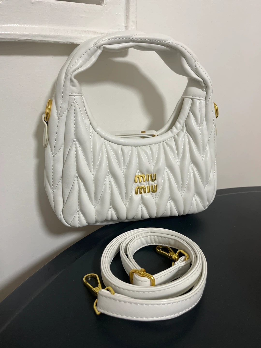 Miu Miu White Leather Handbag - photo 2