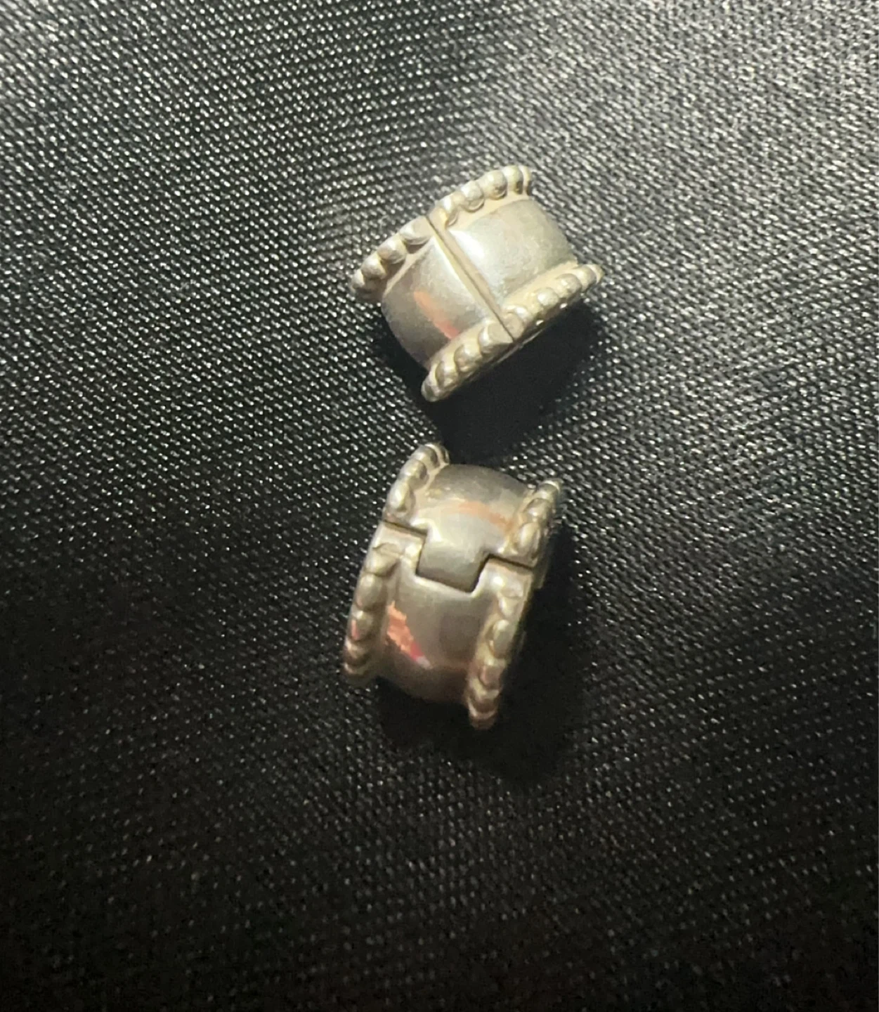 Pandora S925 ALE Charm Clip Each - photo 3