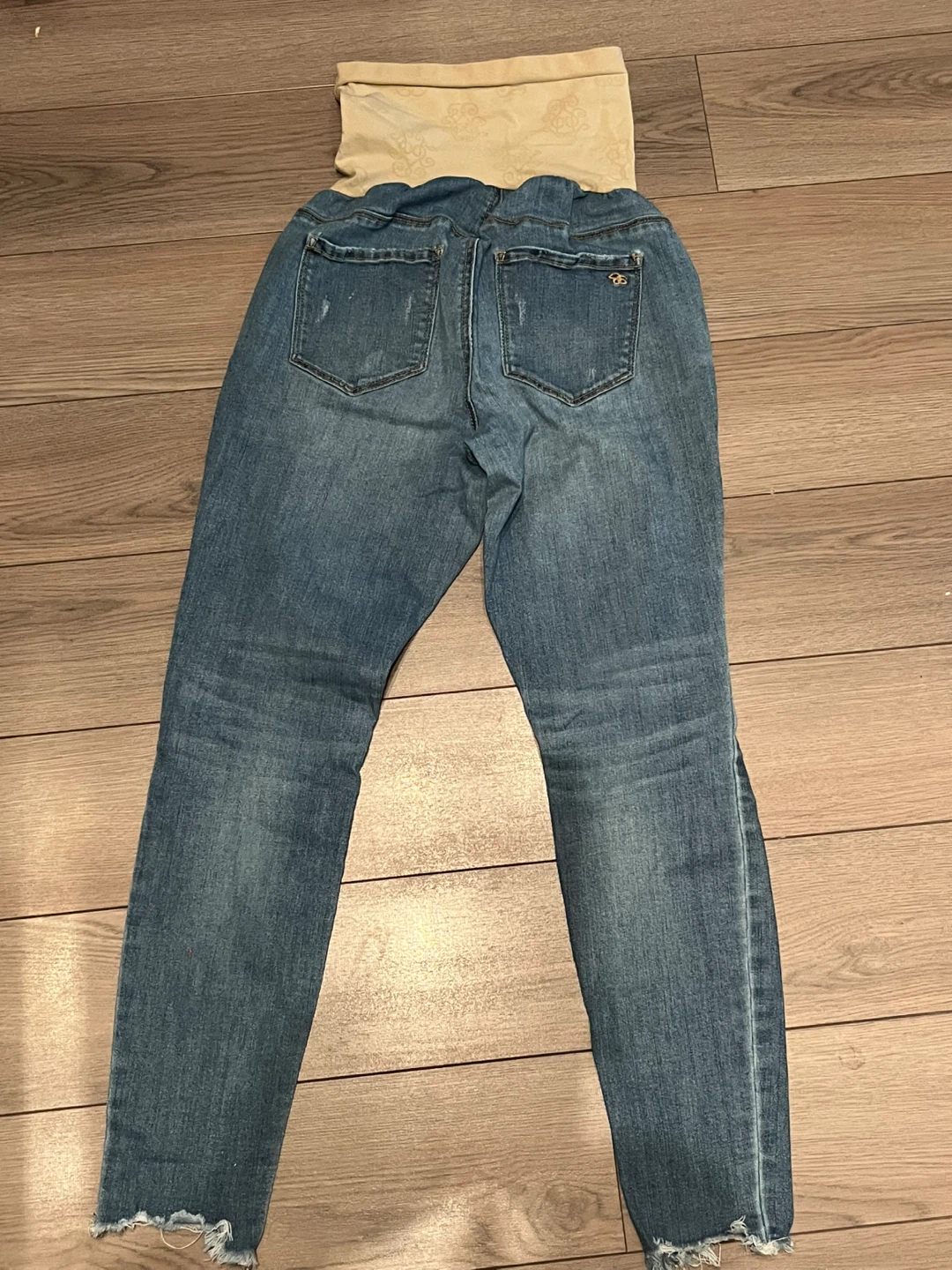 Jessica Simpson Maternity Jeans - Size M - photo 2