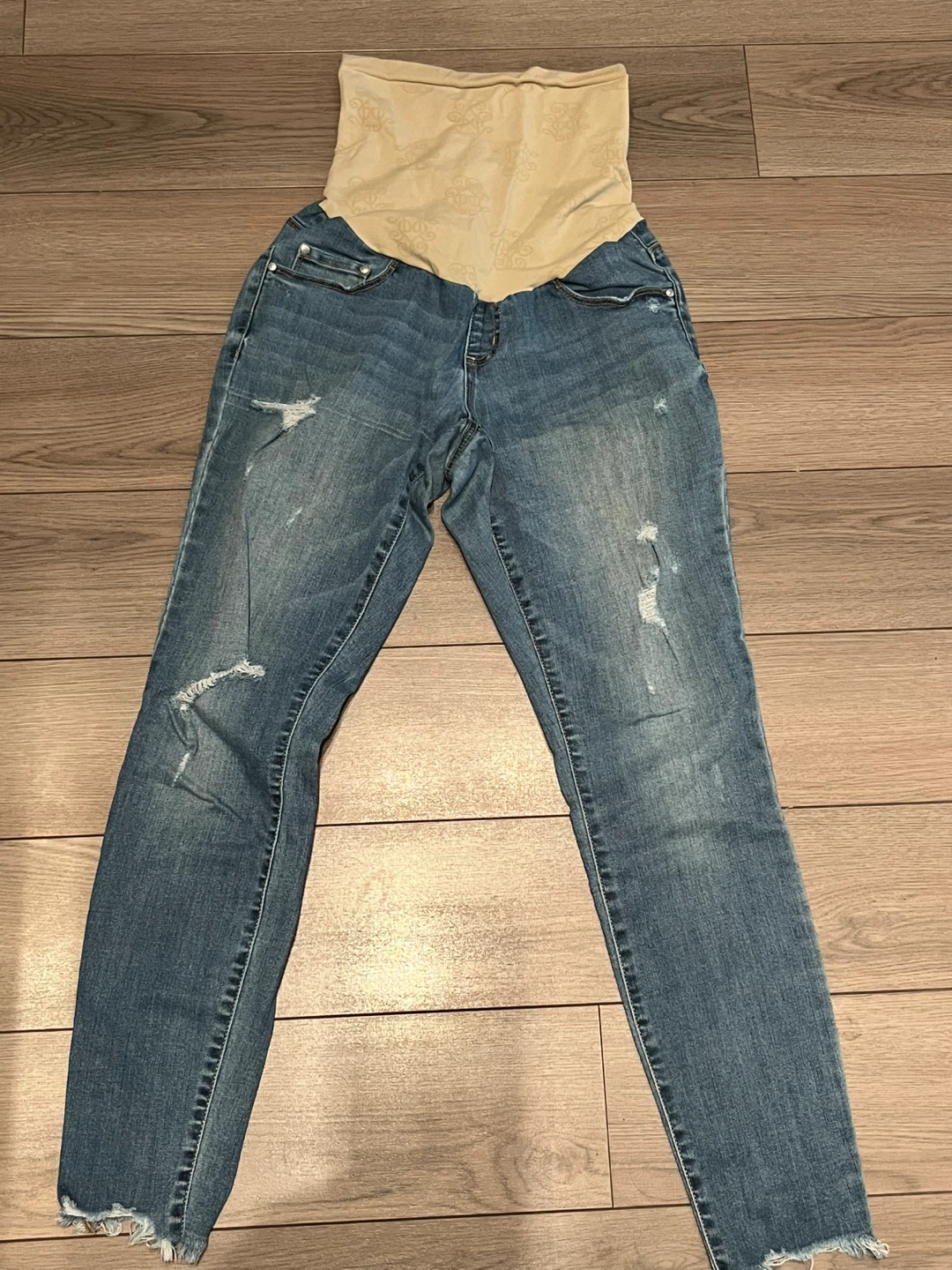 Jessica Simpson Maternity Jeans - Size M