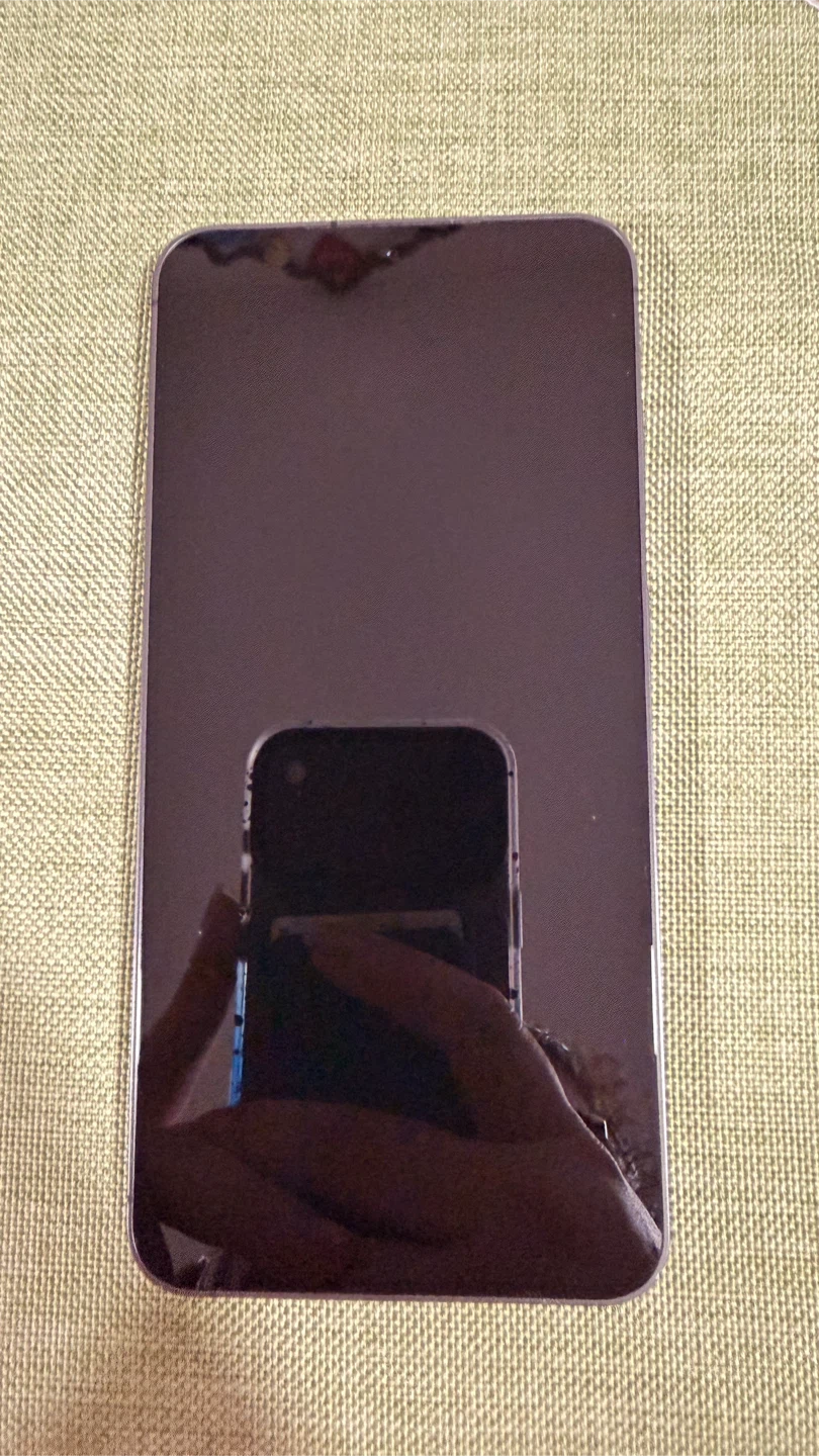 Samsung Galaxy S24+ (SM-S926W) - photo 2