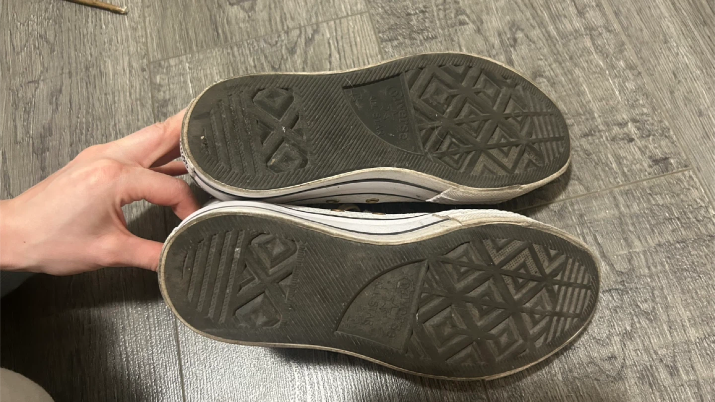 Platform Converse Chuck Taylor's - size 6.5 - photo 4