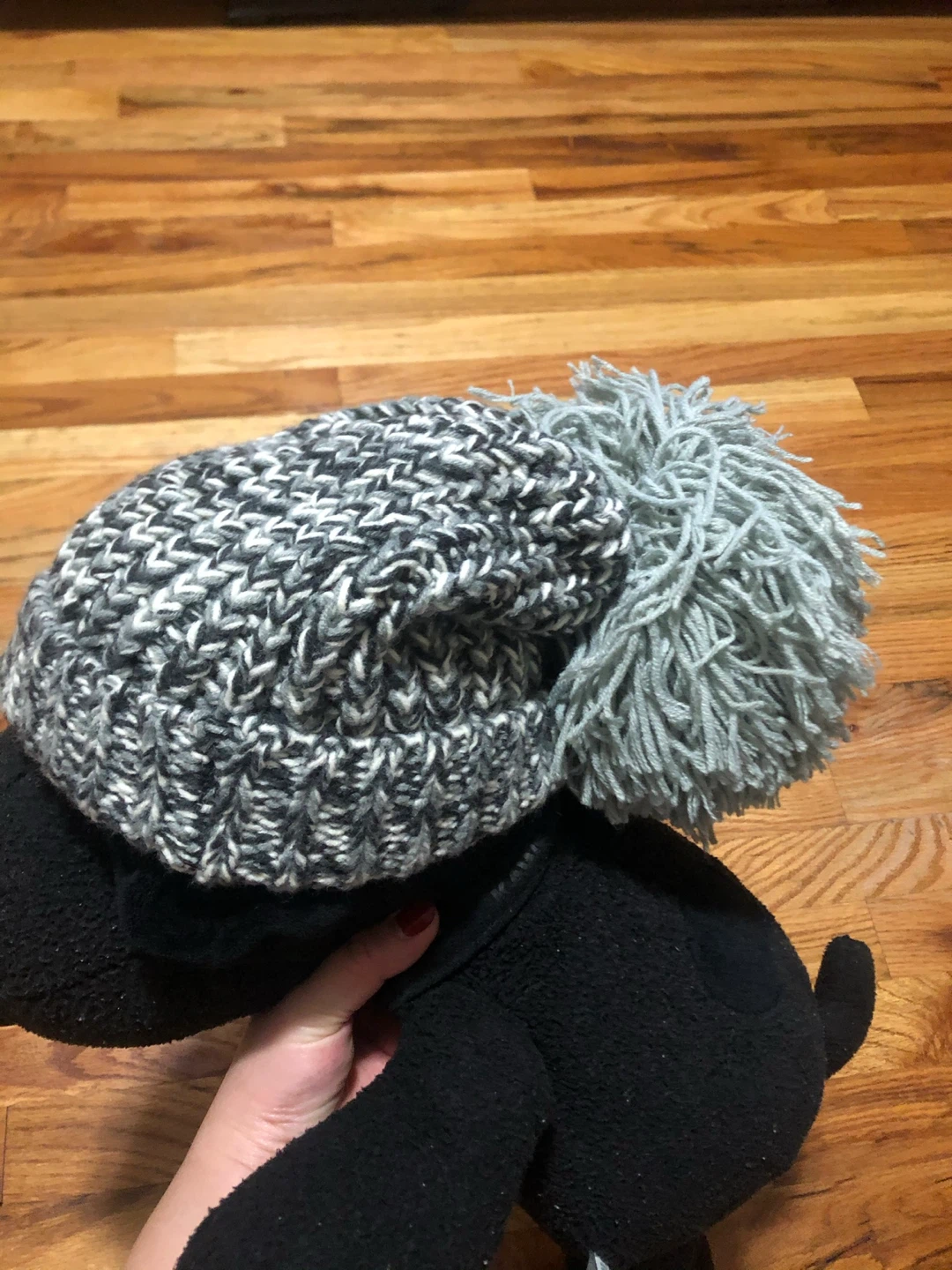 Gray & White Knit Beanie with Pom Pom - photo 3