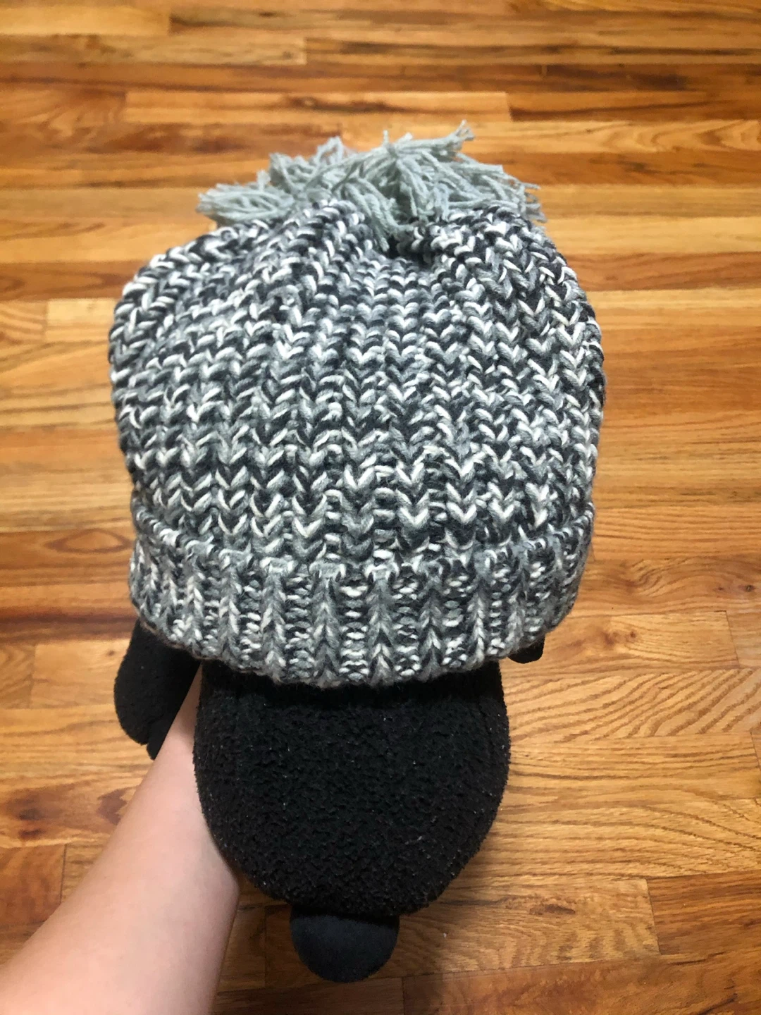 Gray & White Knit Beanie with Pom Pom - photo 5