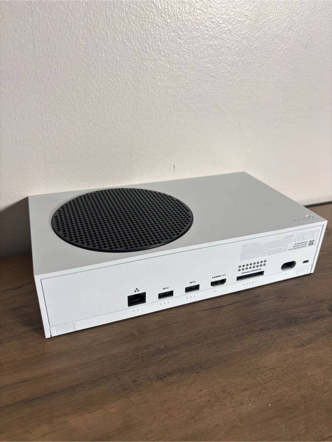 Xbox Series S 1TB + 2 Controllers - Act Fast! - photo 4