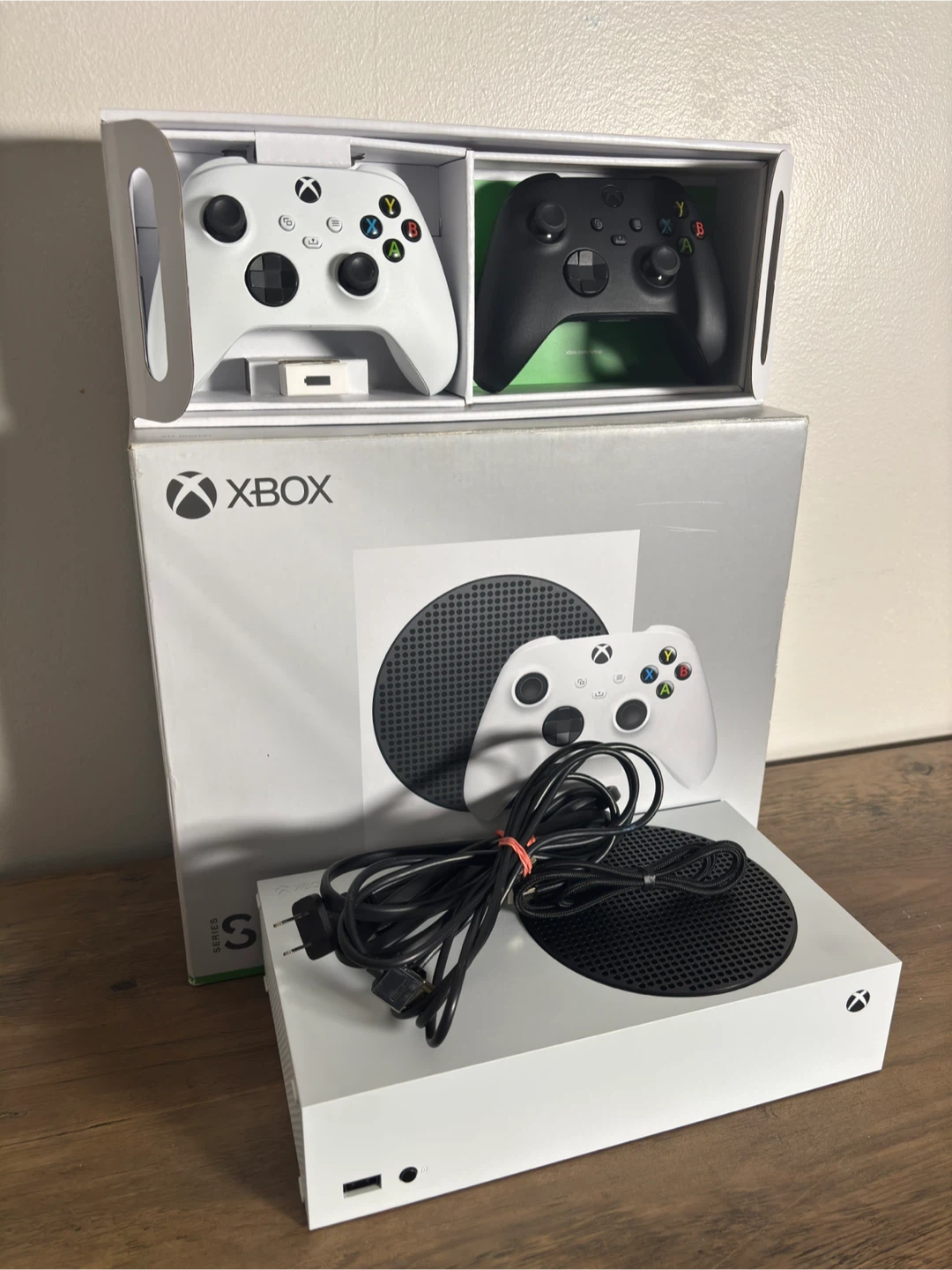 Xbox Series S 1TB + 2 Controllers - Act Fast!