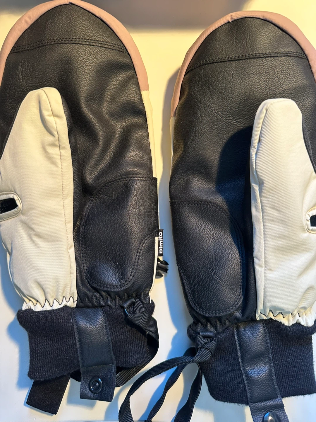 Dimitto Black & White Ski Mittens - Size M - photo 2