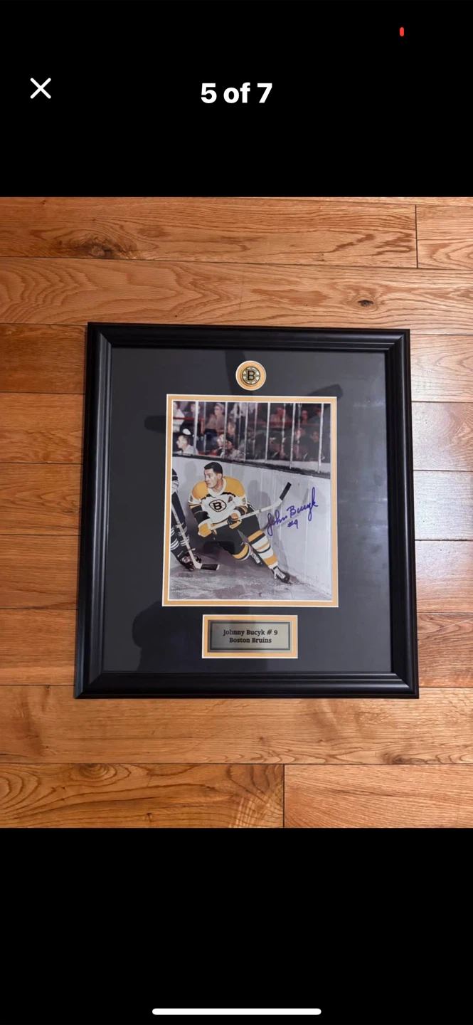 Boston Bruins-Johnny Bucyk Autographed Framed Photo-approx. 8x10 - photo 5