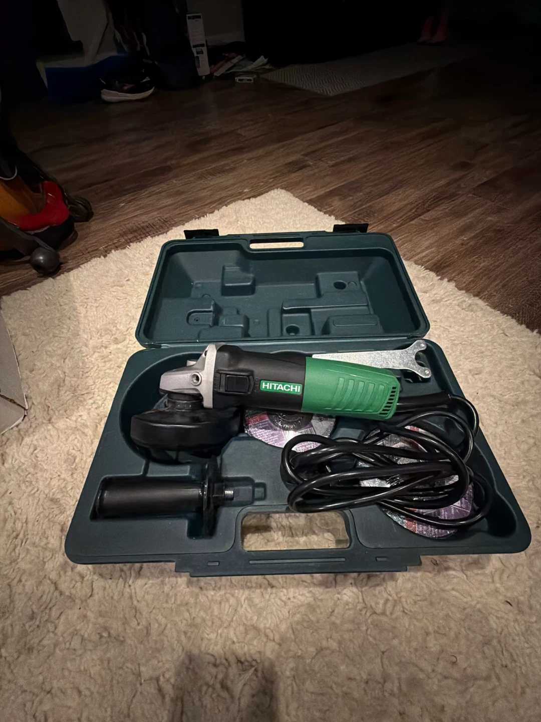 Hitachi G12SR4 Disc Grinder with Case