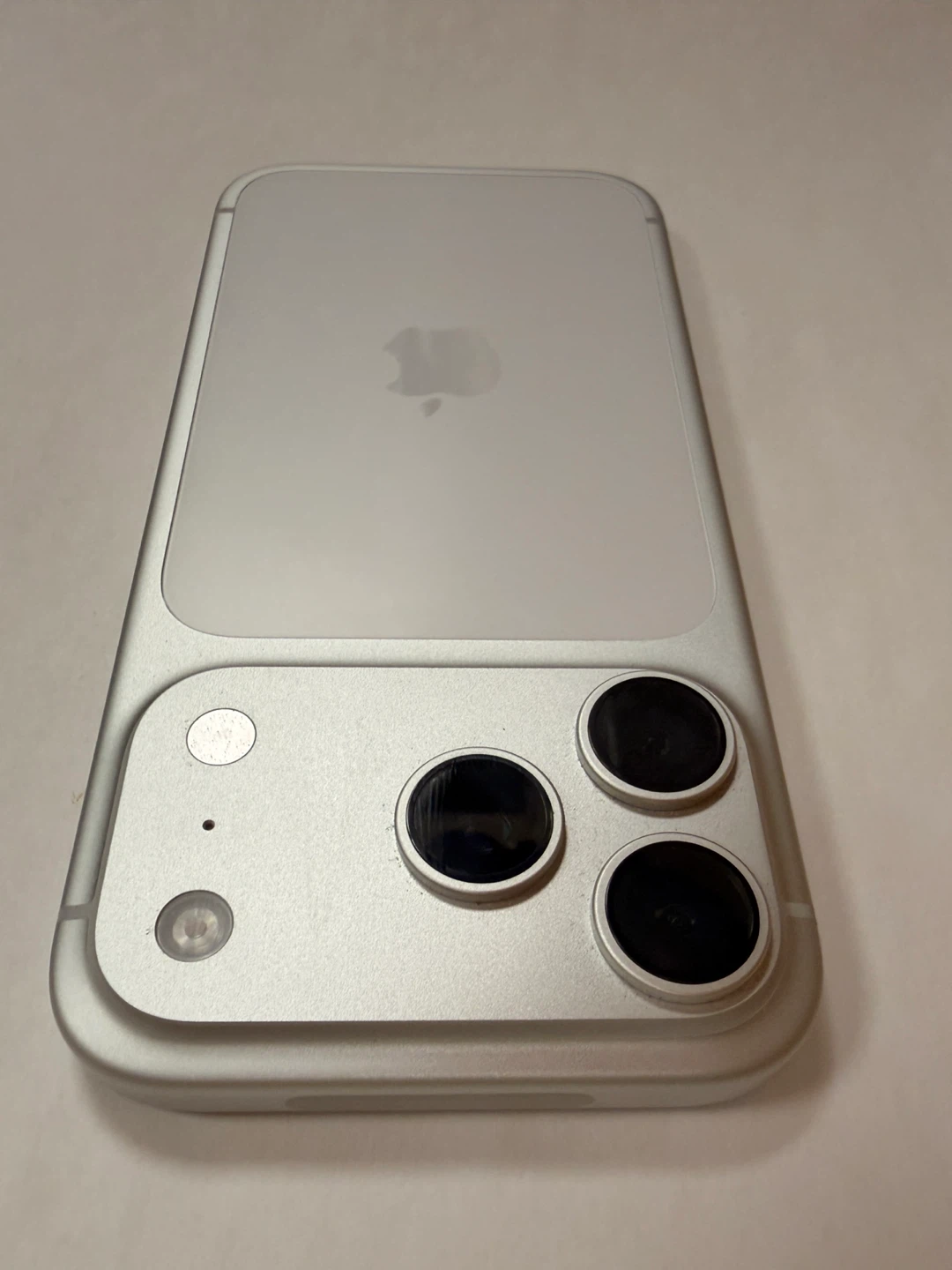Silver iPhone 13 Case with Camera Lens Protection - photo 5