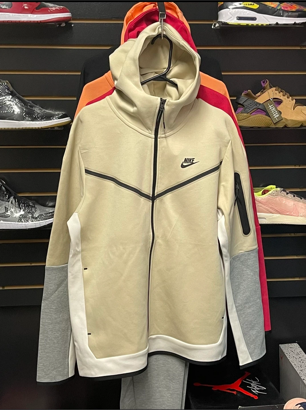 Nike Tech Fleece Set - Beige/Grey