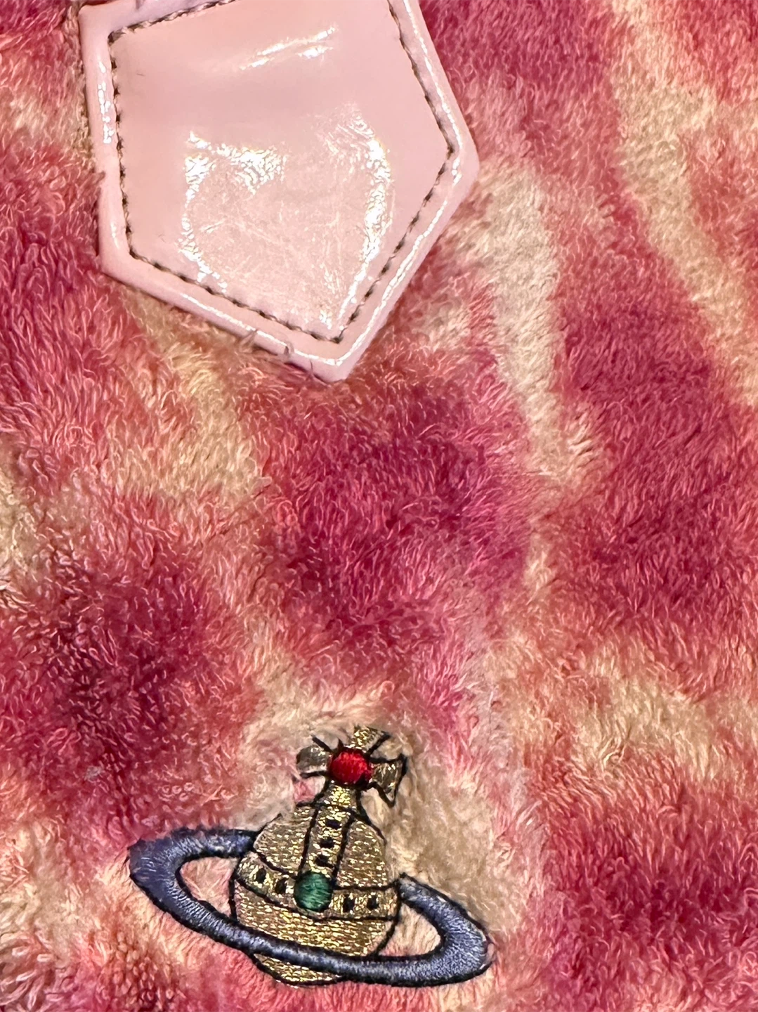 Vivienne Westwood Pink Furry Handbag - photo 3