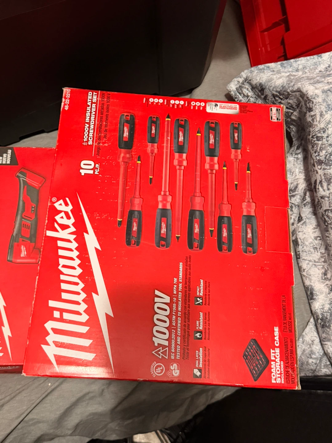 Milwaukee 10-Piece Insulated Screwdriver Set - New