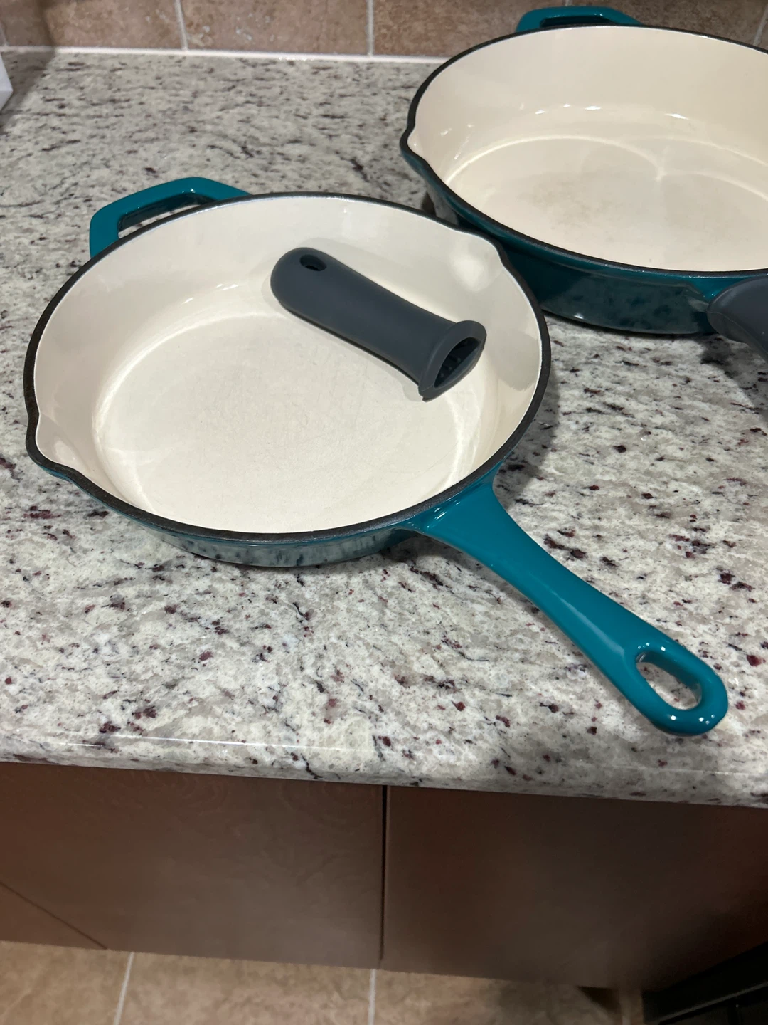 Teal Enameled Cast Iron Skillet Set - photo 3