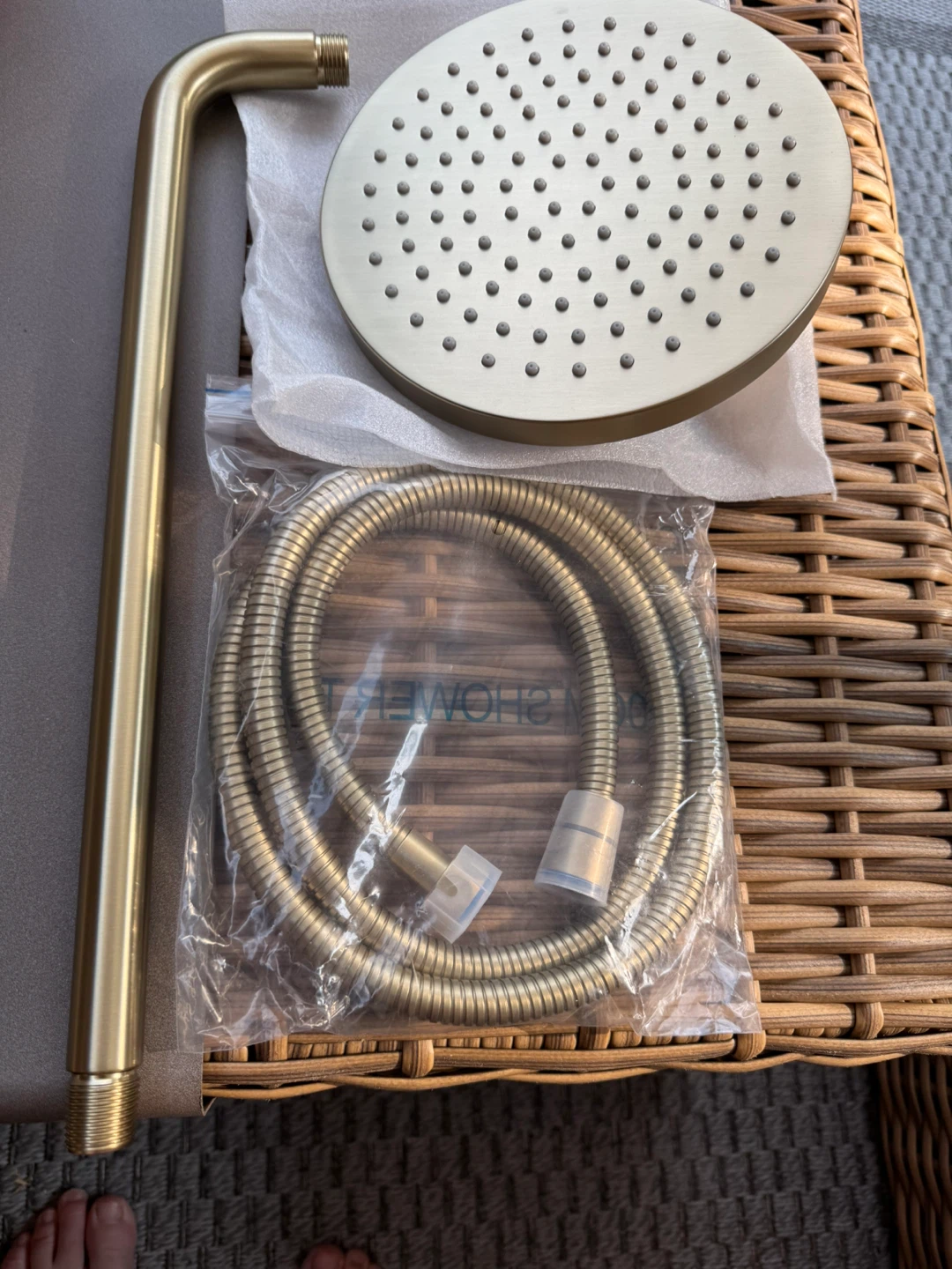 🧡 Brand New Gold Shower Head with Hose