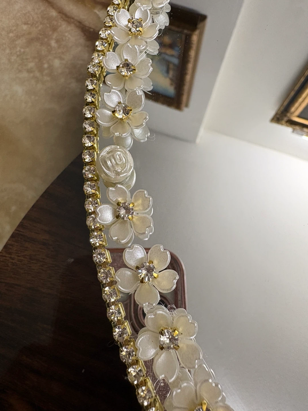 Round mirror with white floral and gold rhinestone border - photo 2