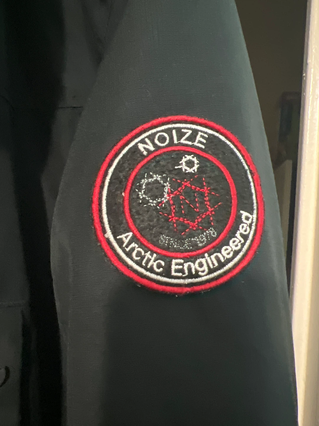 Noize Arctic Engineered Black Winter Coat - Size S - photo 3
