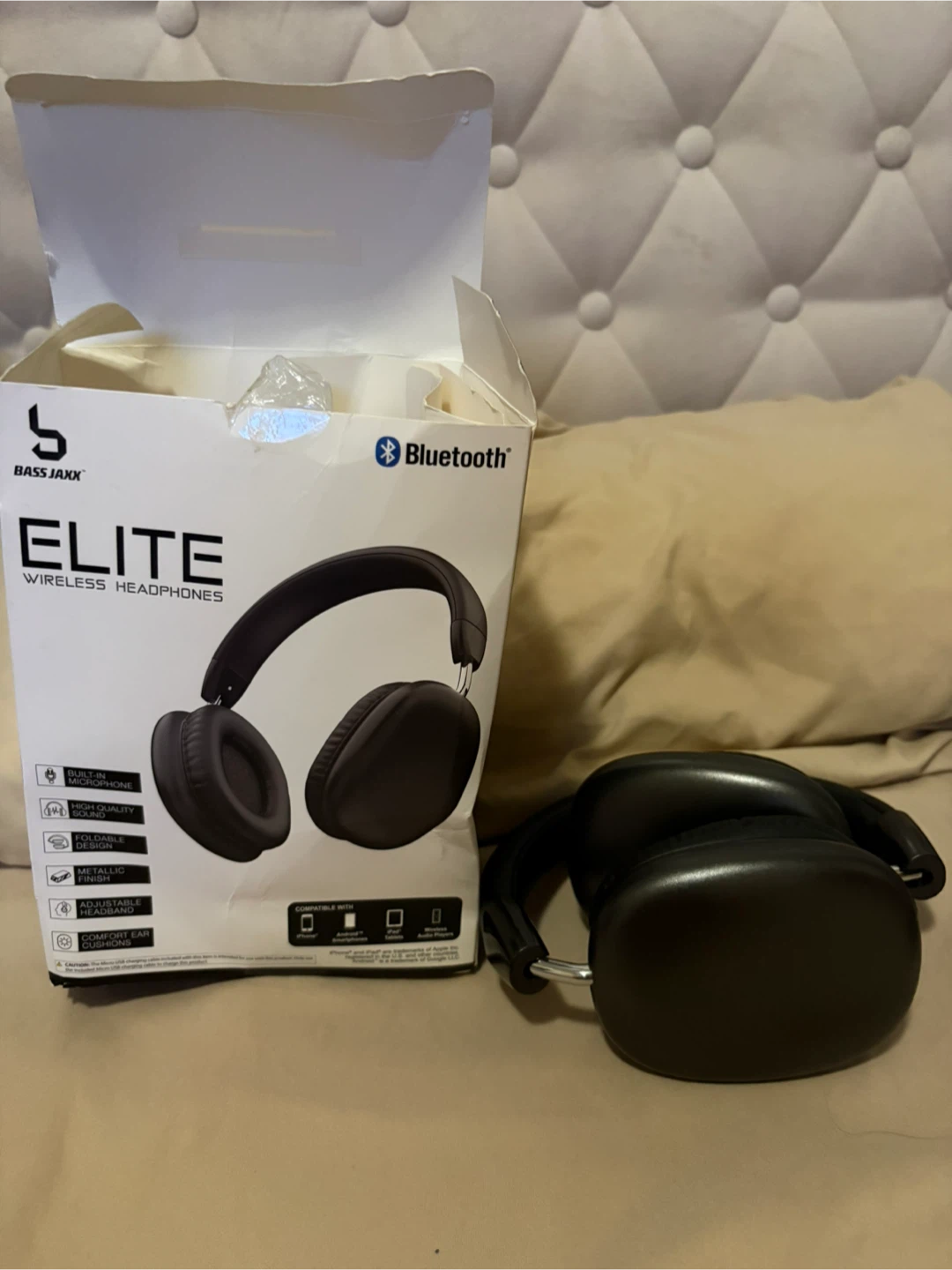 Bass Jaxx Elite Wireless Headphones - Like New!