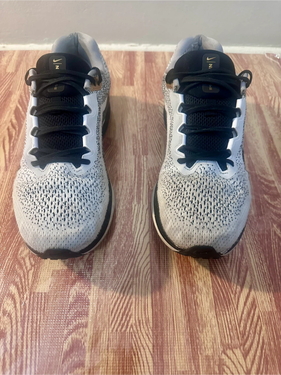 Nike Zoom Air Running Shoes - Size 11 - photo 3